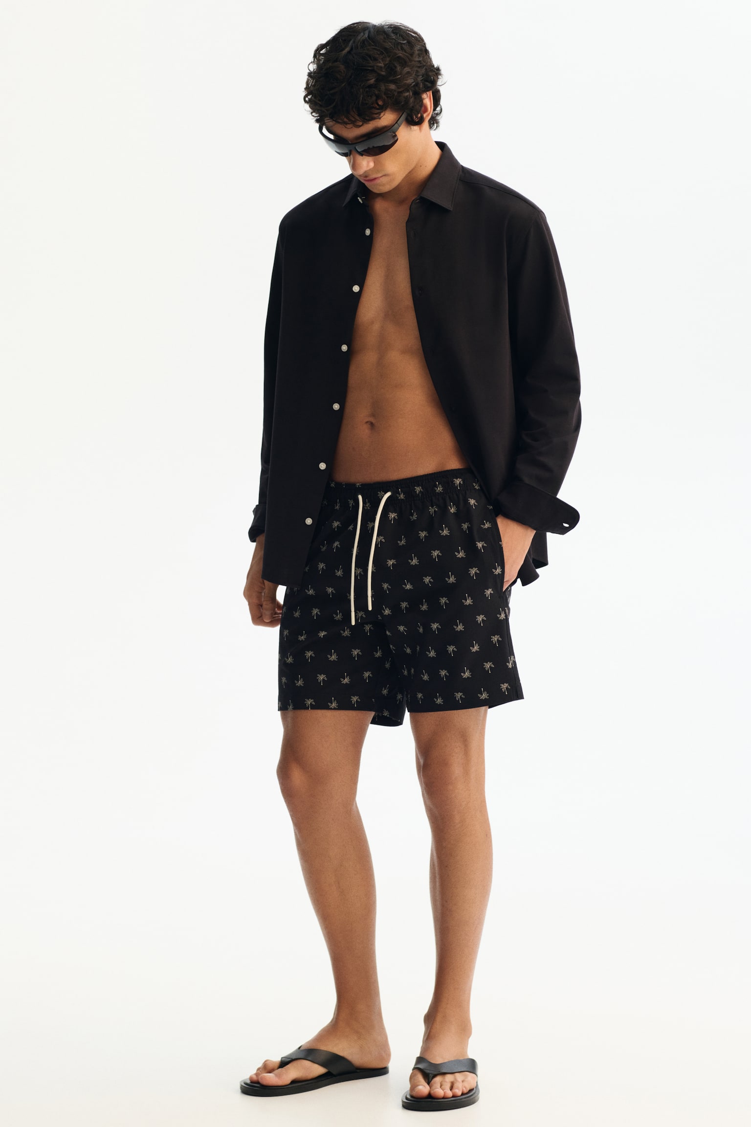 Seersucker swim shorts - Black/Light yellow/Palm trees/Navy blue/Palm trees - 6