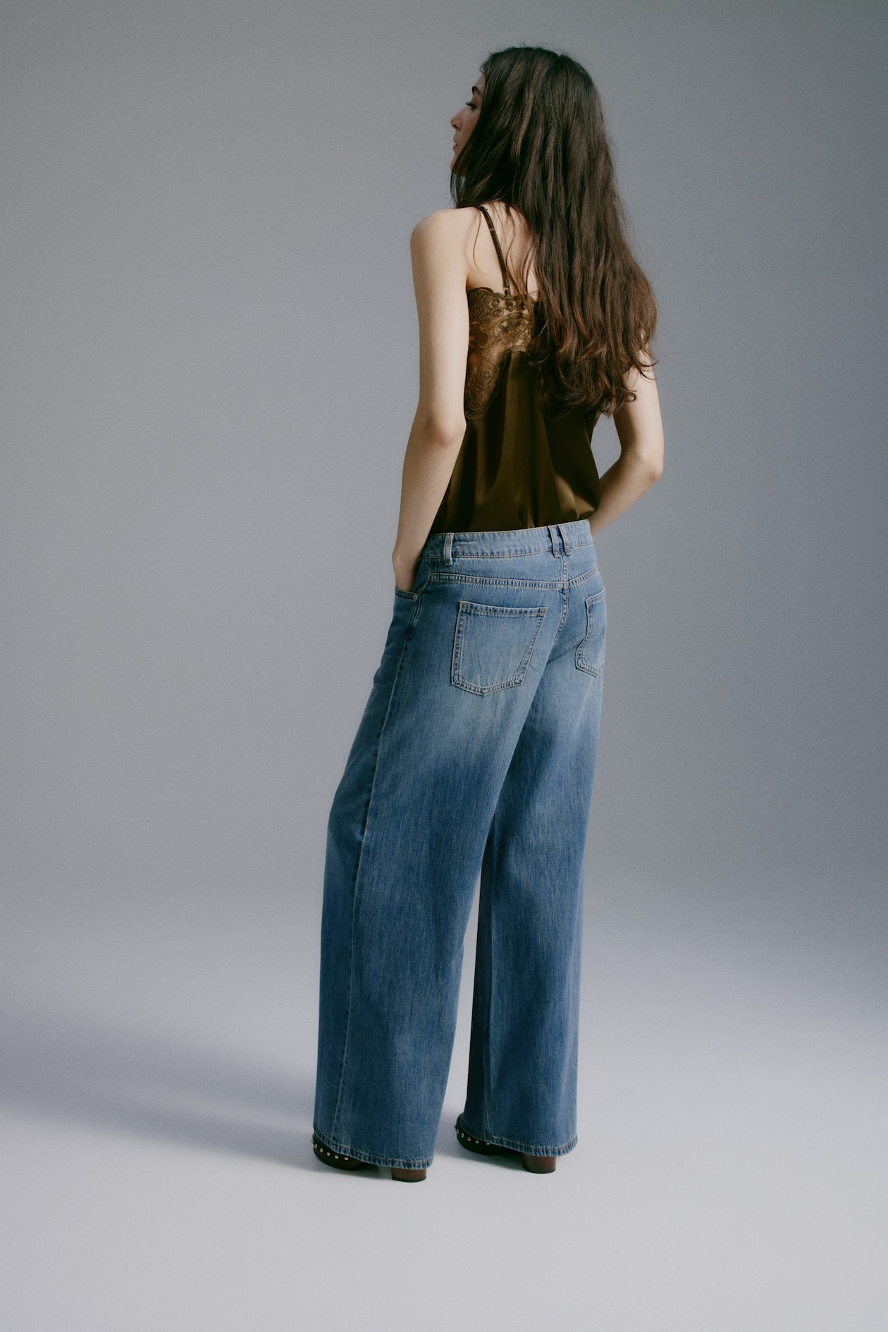 Wide-Leg Regular Waist Jeans - image 3
