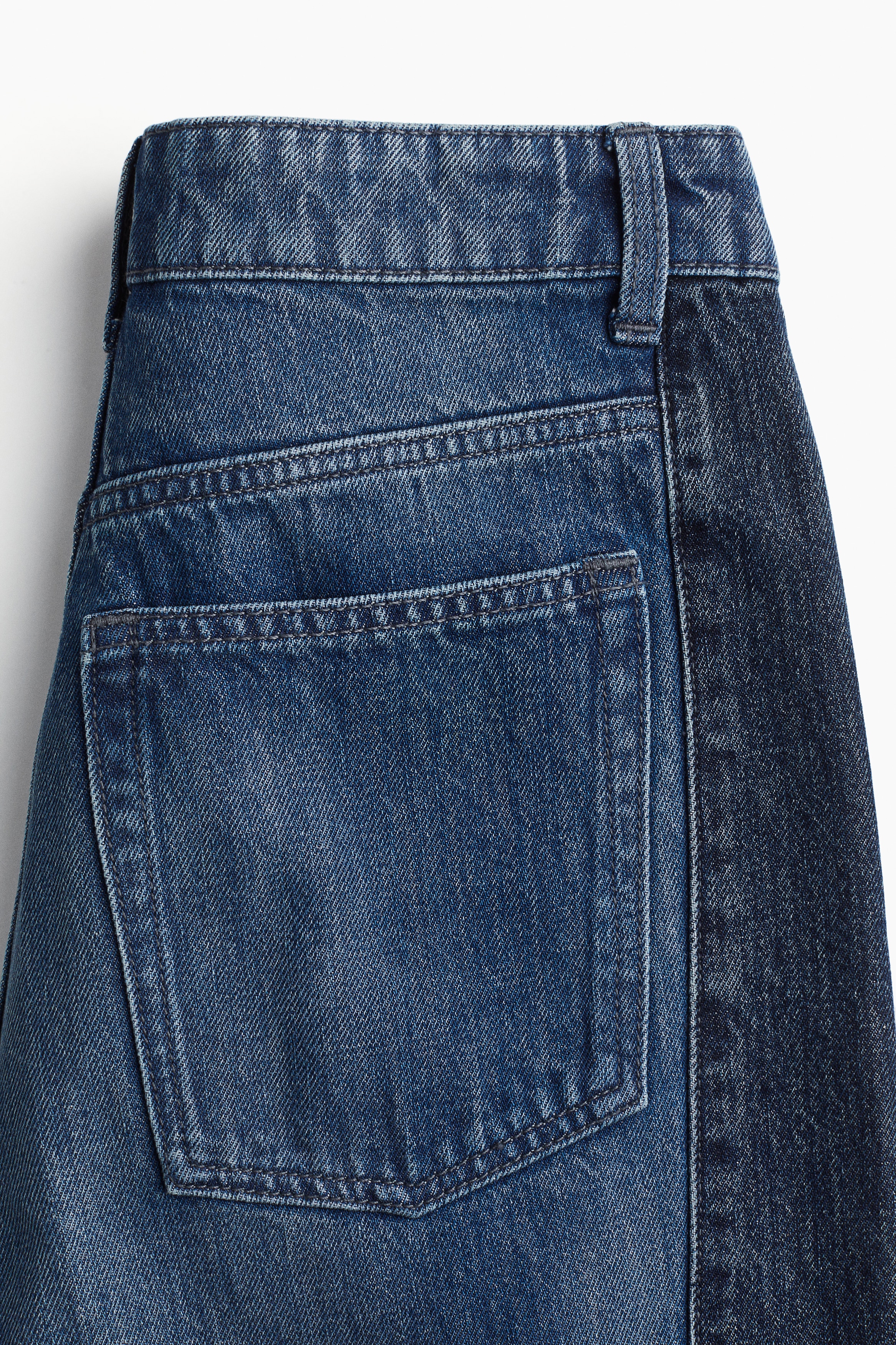 Two-toned wide-leg jeans
