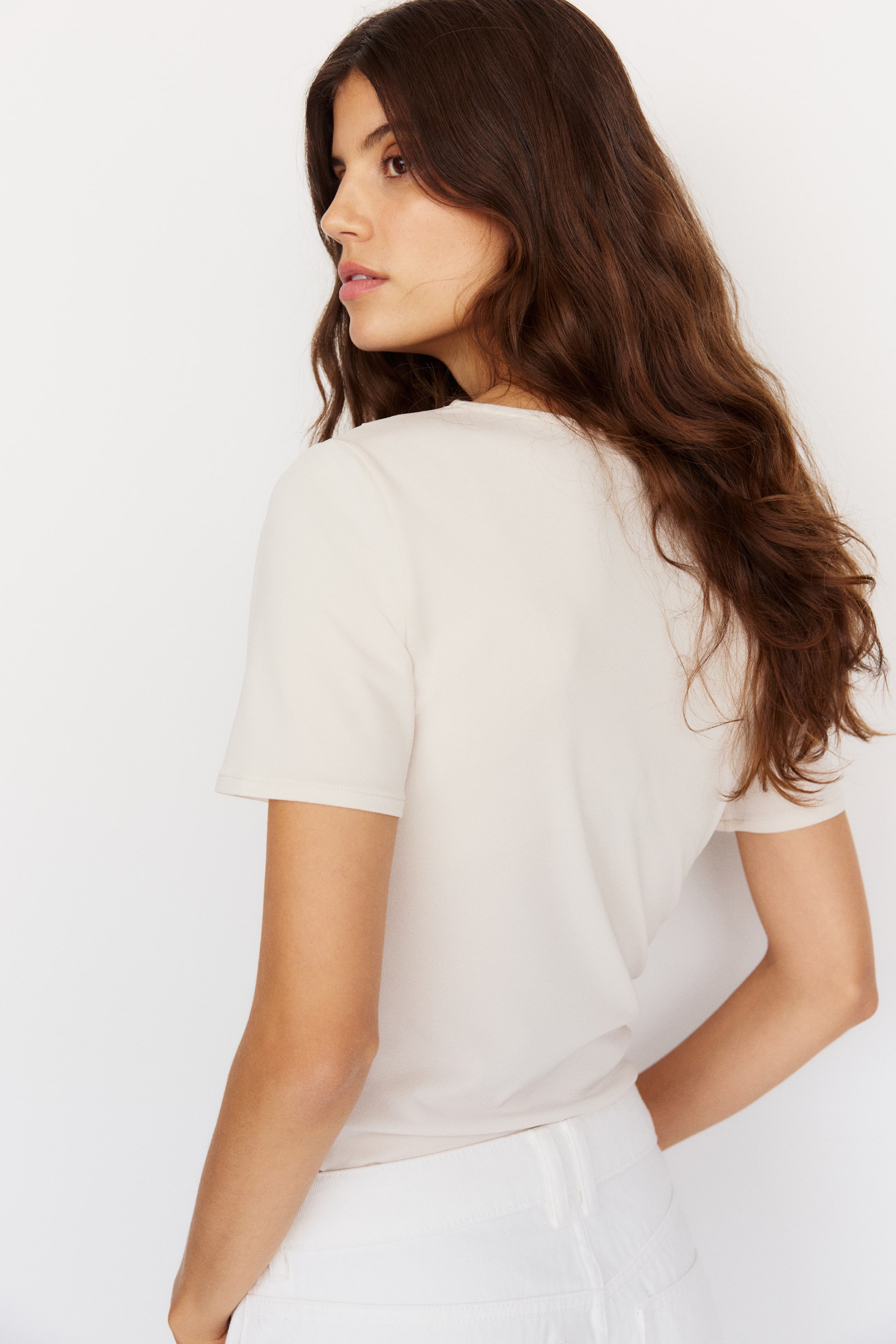 Nagyobb kép megtekintése: MAMA Lágy esésű szoptatós felső - Halványbézs - NŐI | H&M HU 4