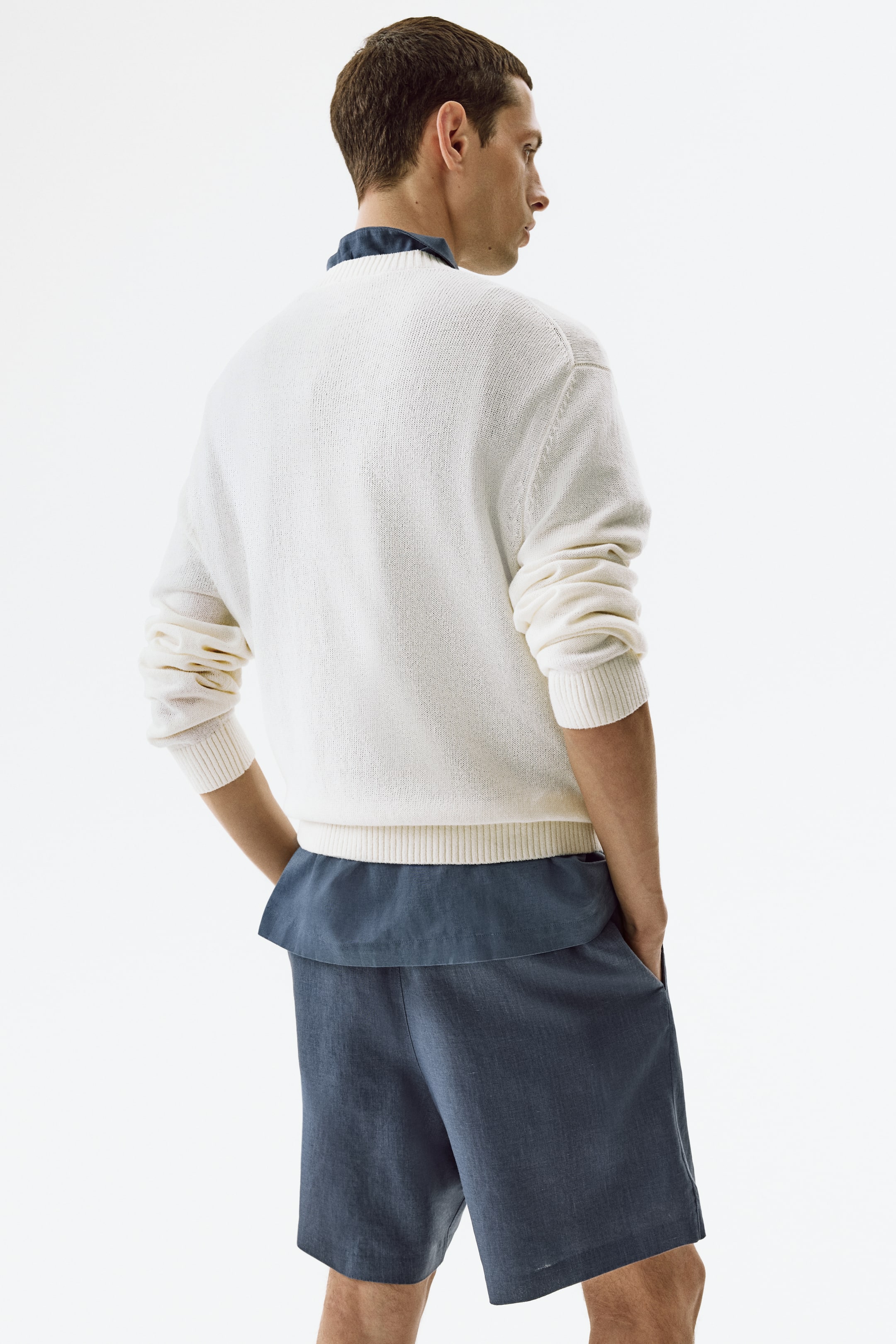 Relaxed-Fit Linen Shorts