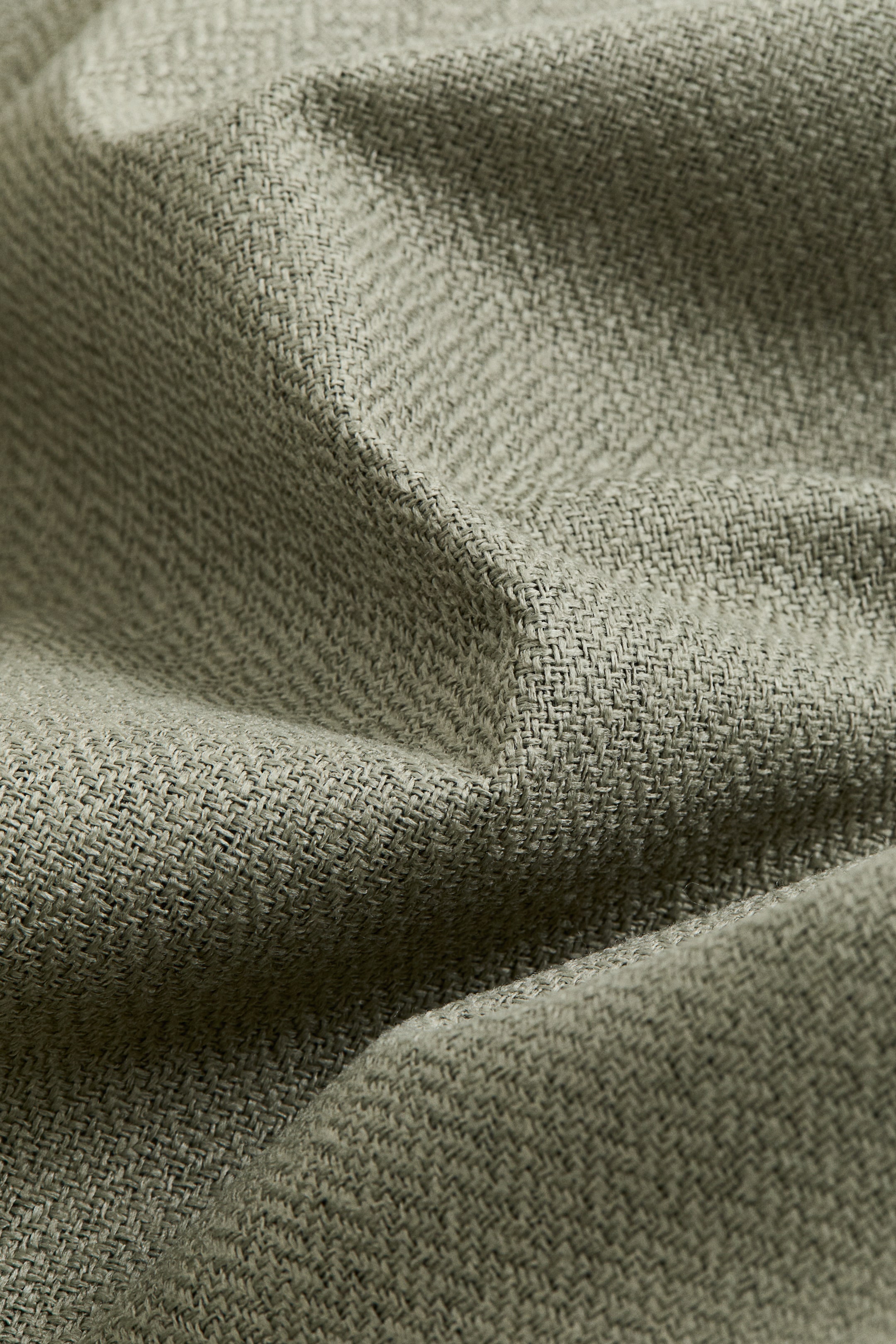 View larger image: Single-Pack Long and Wide Blackout Curtain Panel - Khaki green - Home All | H&M US 5