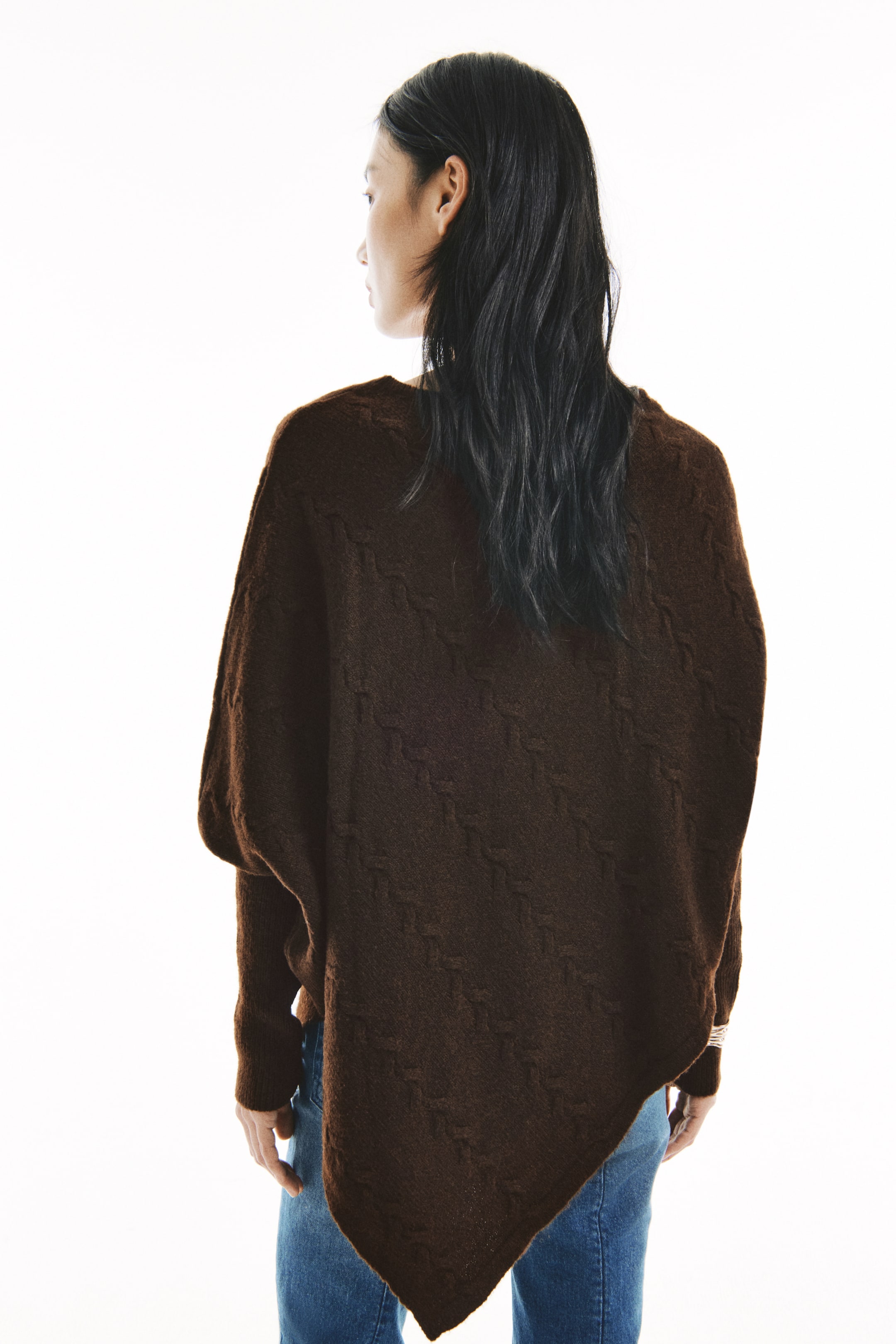拡大画像を表示: アシンメトリーセーター - ダークブラウン - レディース | H&M JP 3