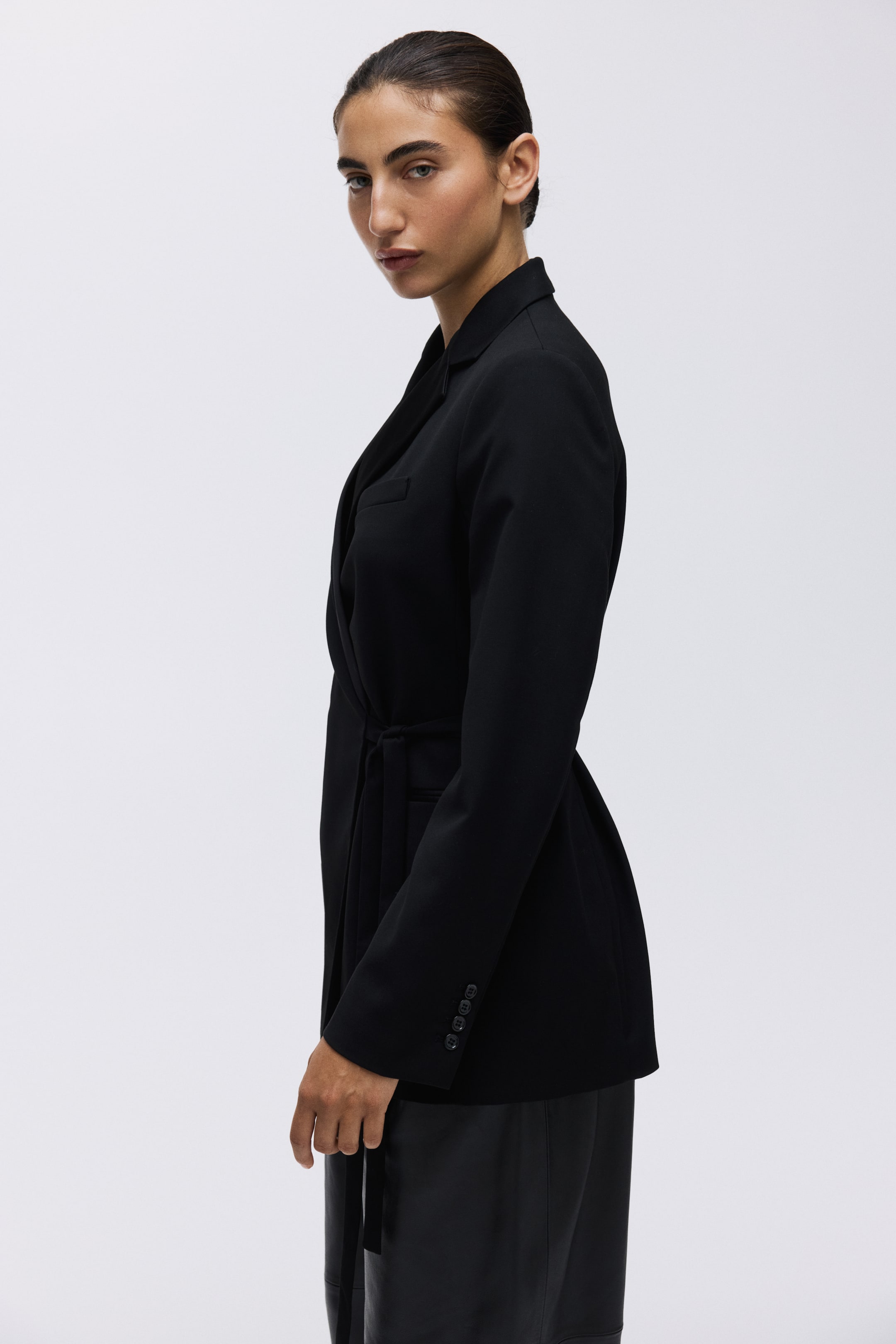 Prikaži veću sliku: Blejzer na preklop s trakama za vezivanje - Crna - Ladies | H&M RS 3