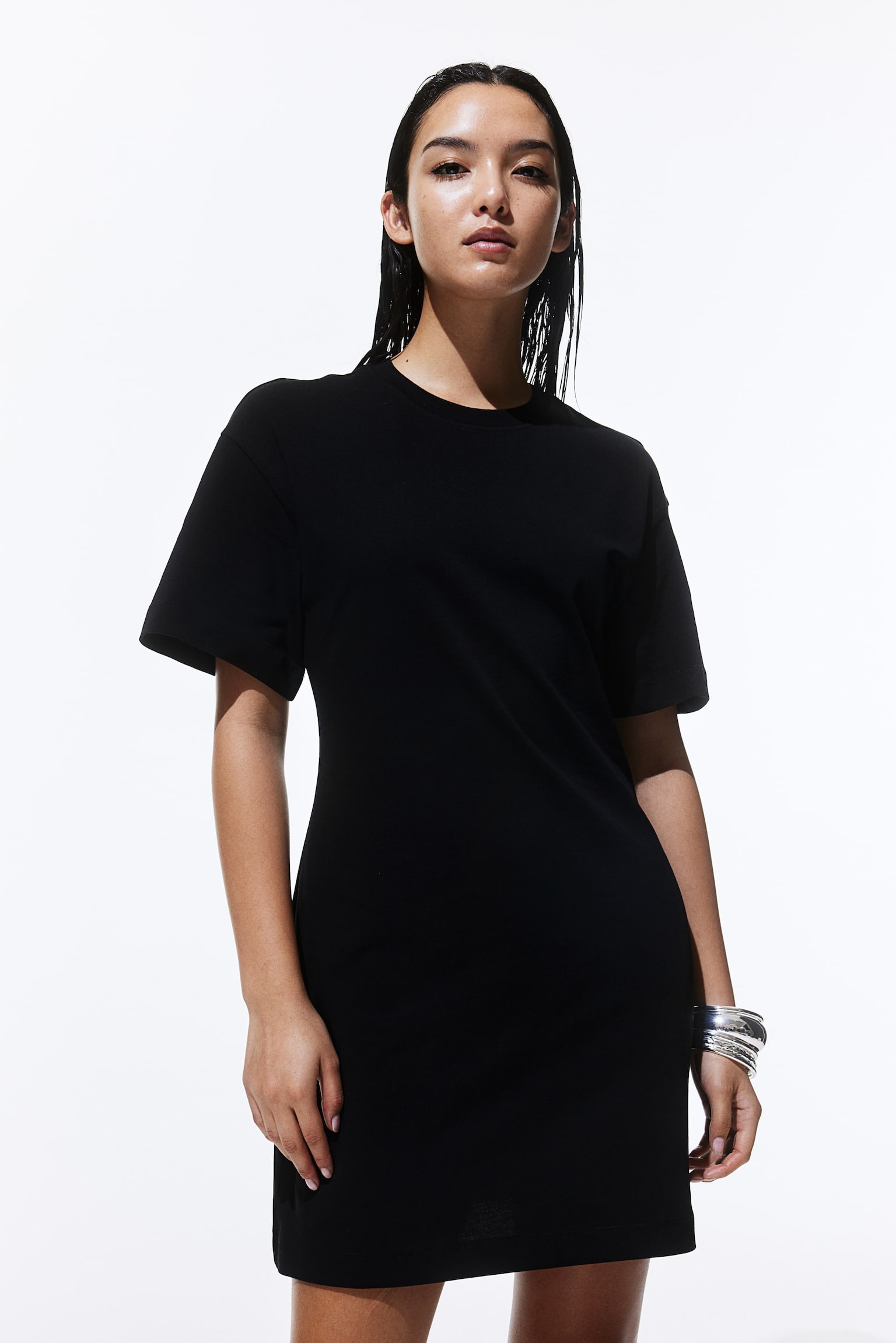 Waisted T-shirt dress - Black/White/Light blue - 3