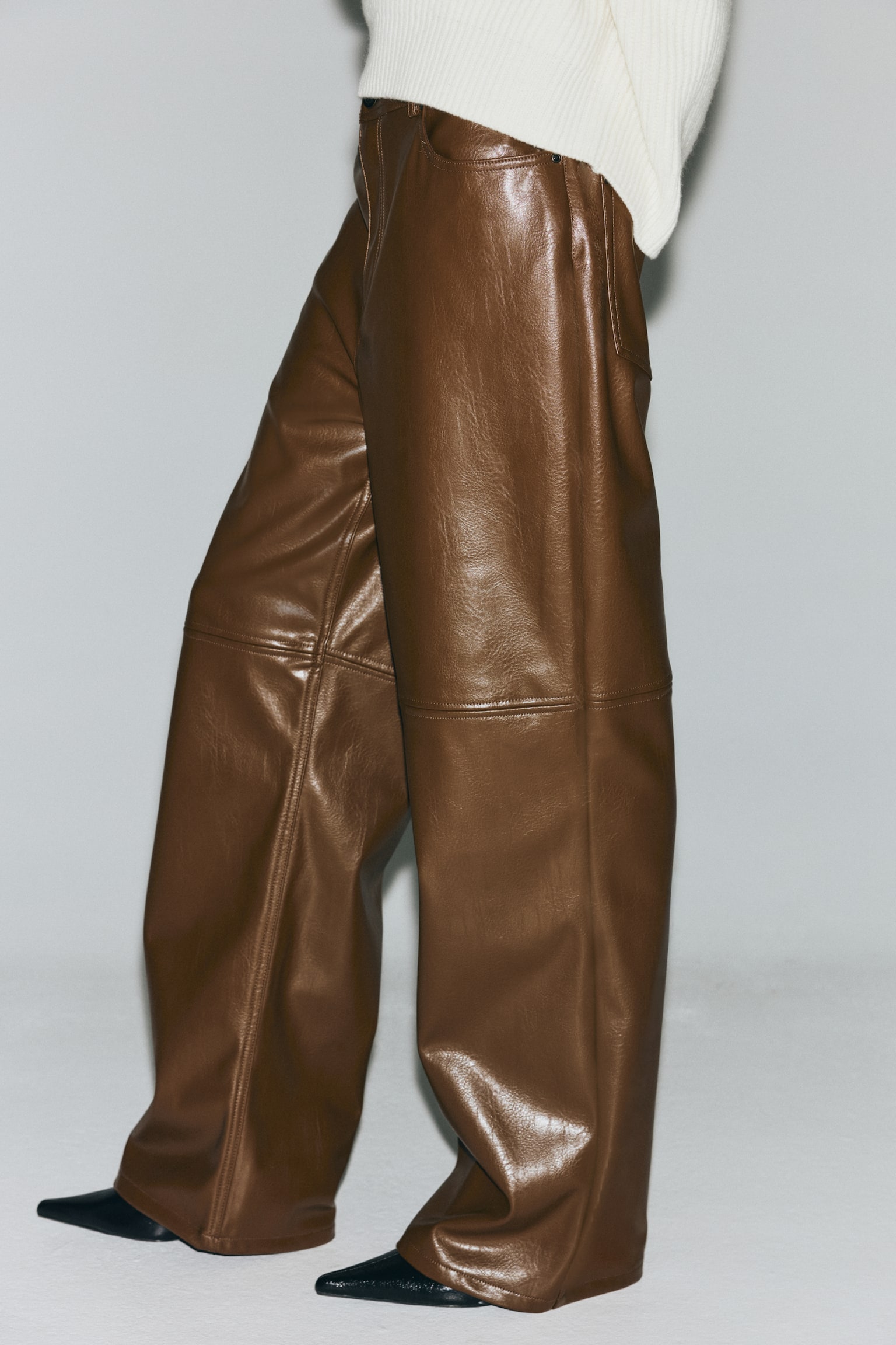 Coated trousers - Brown - 1