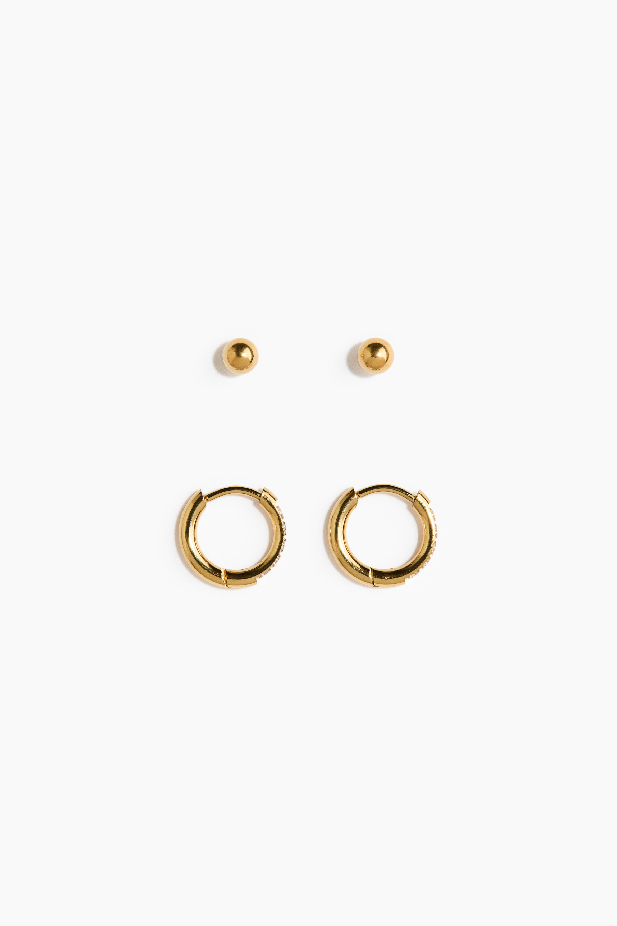 2 pairs waterproof earrings