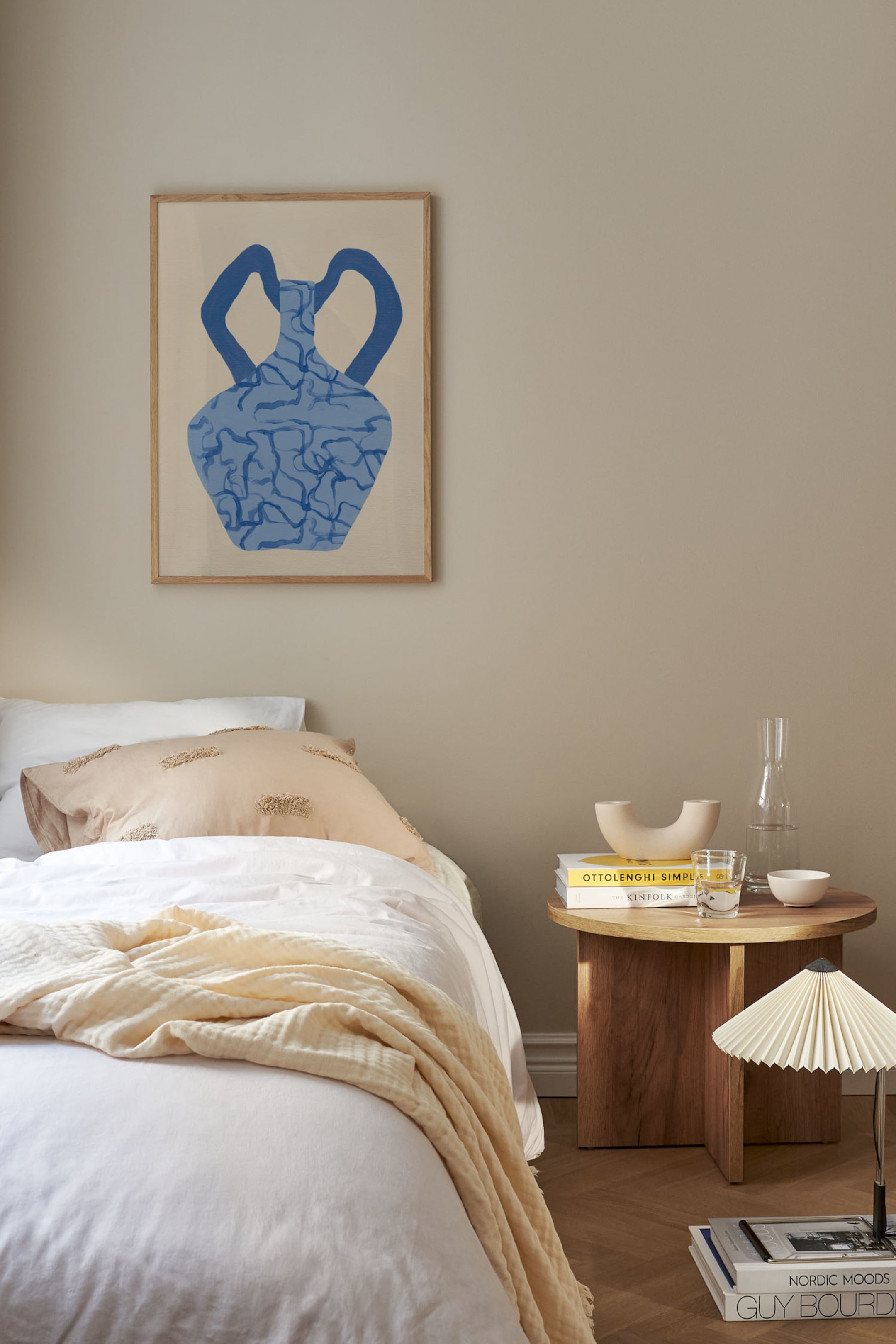 Visualizza immagine più grande: Blue Vase I Poster - Blu/beige - Postery - HOME | H&M IT 1