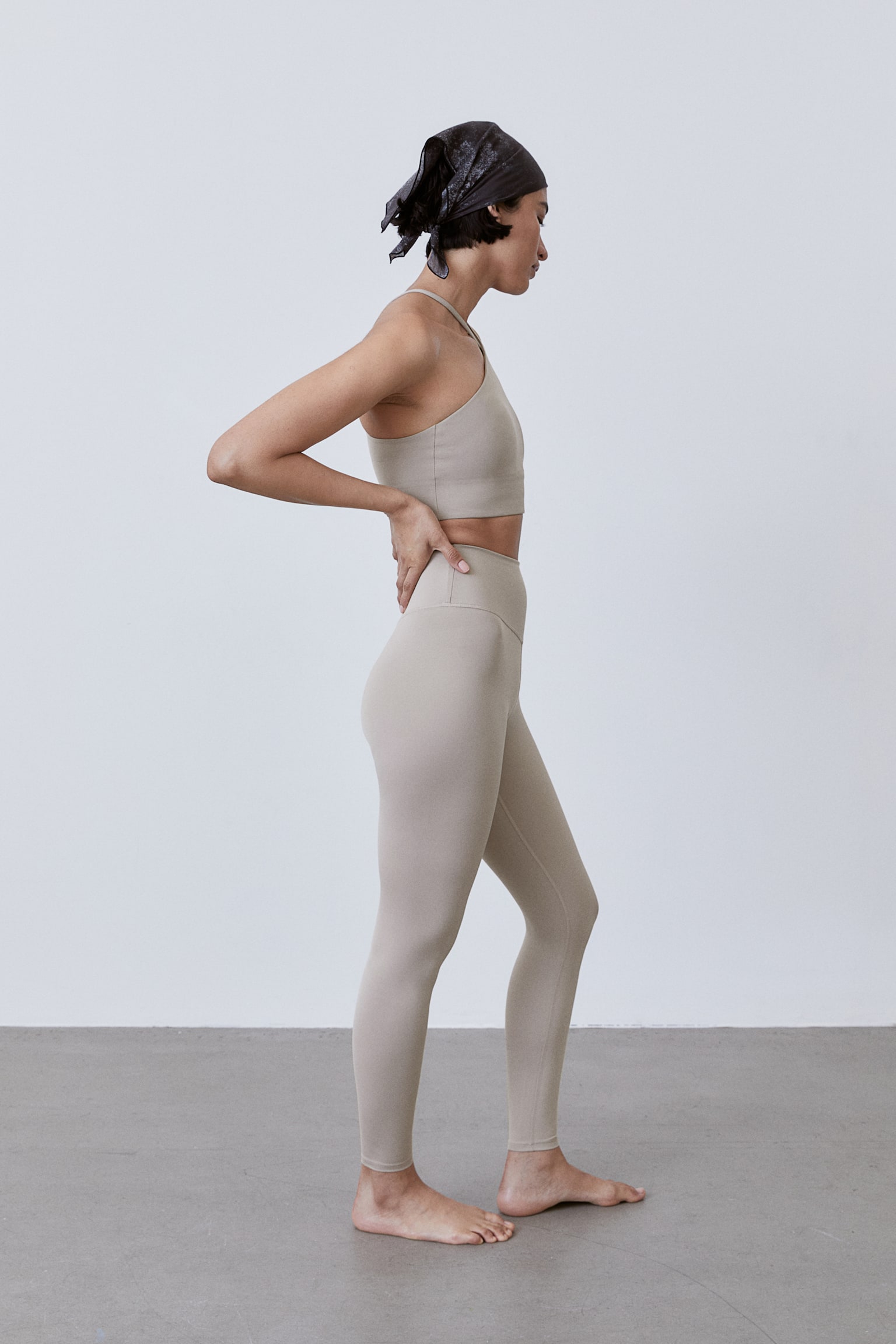 Activewear Leggings In SoftMove™ - Light beige/Dark brown/Lime green/Dusty purple/Black/Rust brown/Dark beige/Grey marle/Light grey marle/Dark plum - 1