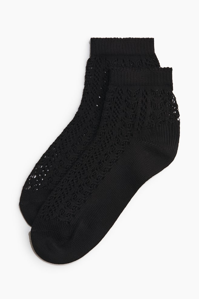 Crochet-look ankle socks - Black - 1