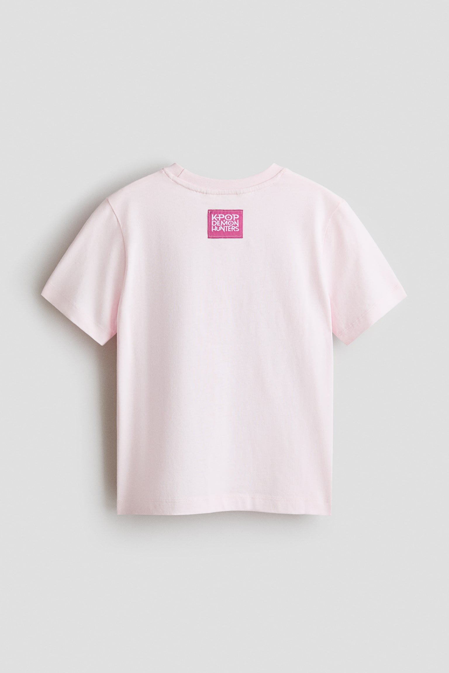 Bawełniany T-shirt z nadrukiem motywu - Light pink/KPop Demon Hunters/Jasnoniebieski/Kaczka Daisy/Jasnoróżowy/Troskliwe misie/Jasnoróżowy/Hello Kitty/Jasnoróżowy/Lilo i Stitch/Jasnoturkusowy/Aryskotraci/Jasnoróżowy/Lilo i Stitch/Ciemnoszary/Hello Kitty - 2