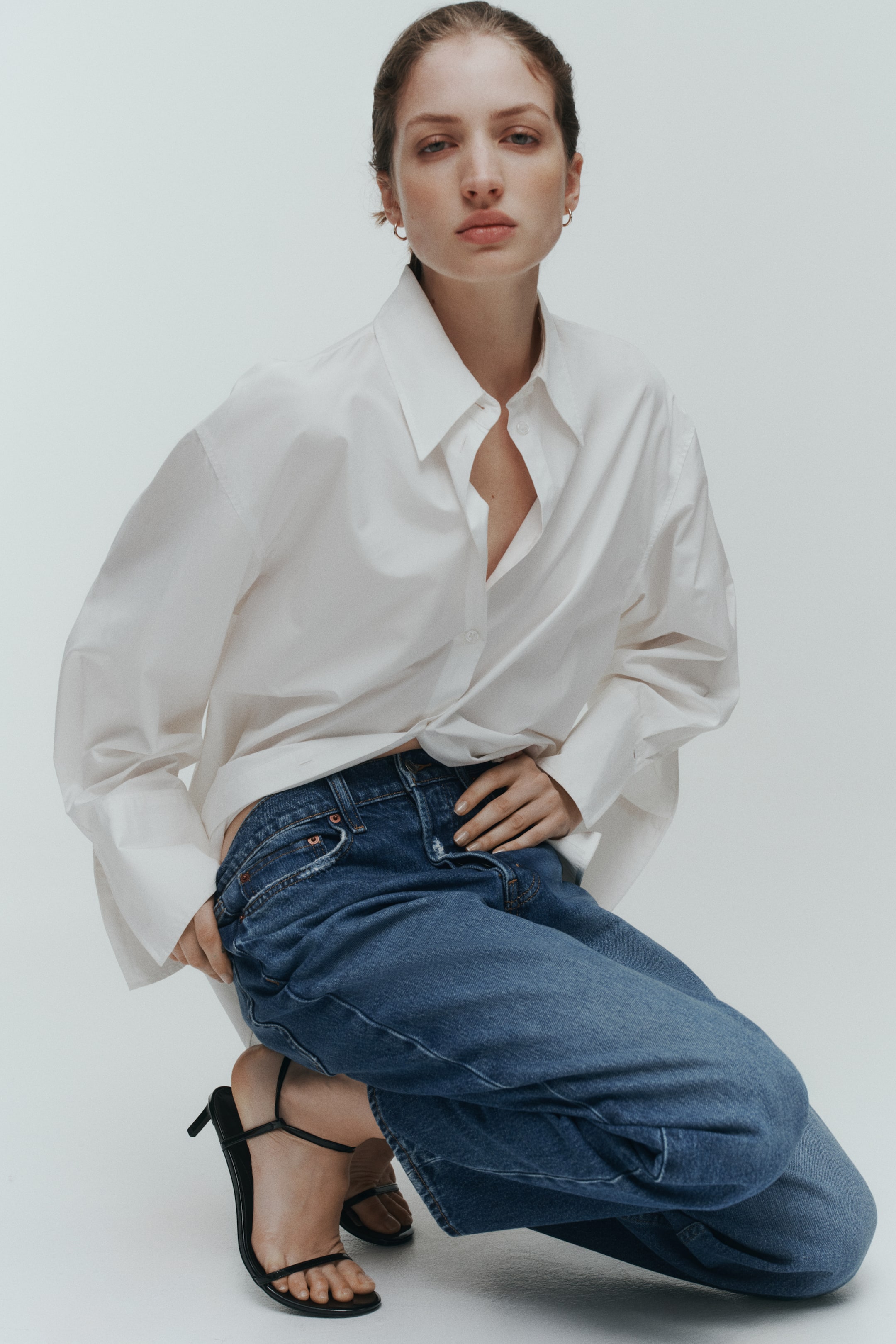 High-Waist Barrel-Leg Ankle Jeans