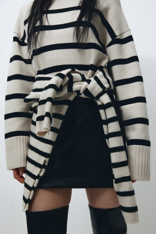 Mini skirt - Black/Coated/Brown/Dogtooth-patterned/Grey/Snakeskin-patterned - 3