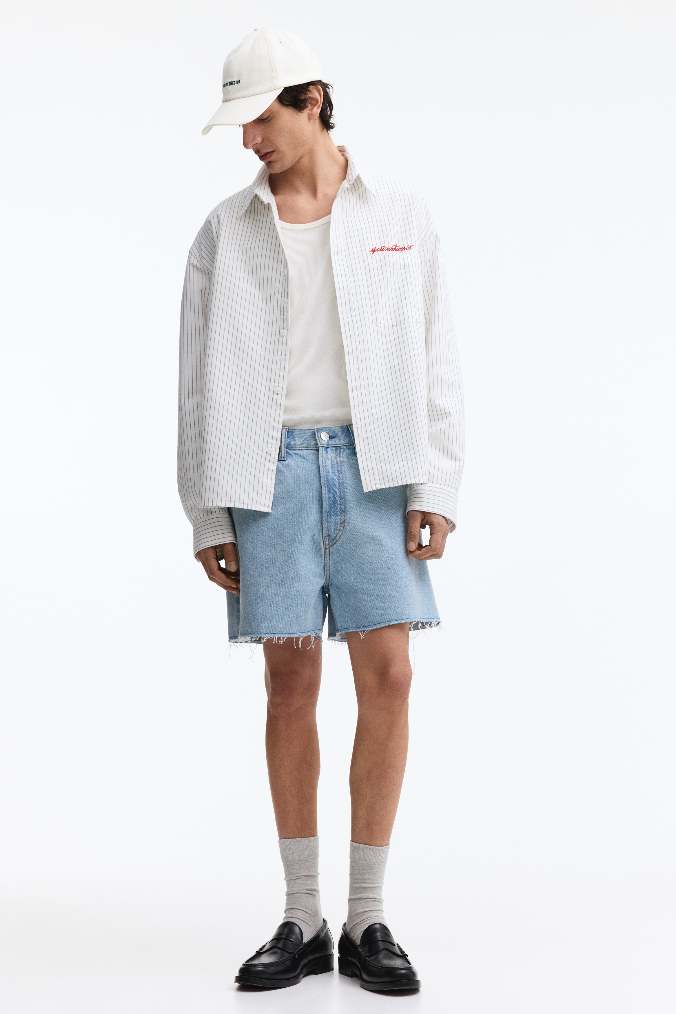 Baggy denim shorts