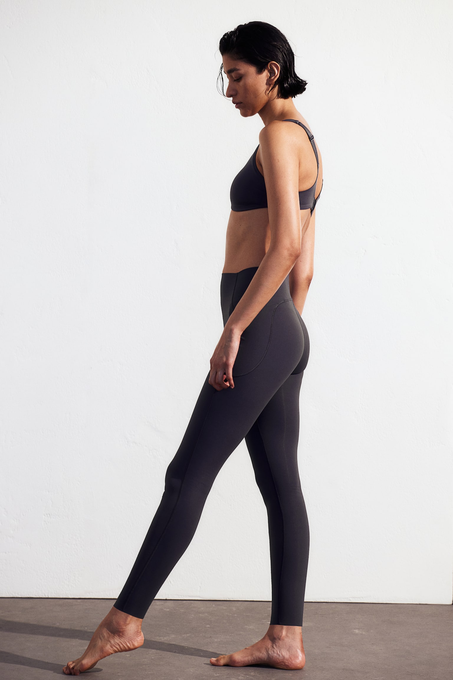 Pocket Detail Activewear Leggings In ShapeMove™ - Steel blue/Brown/Black - 4