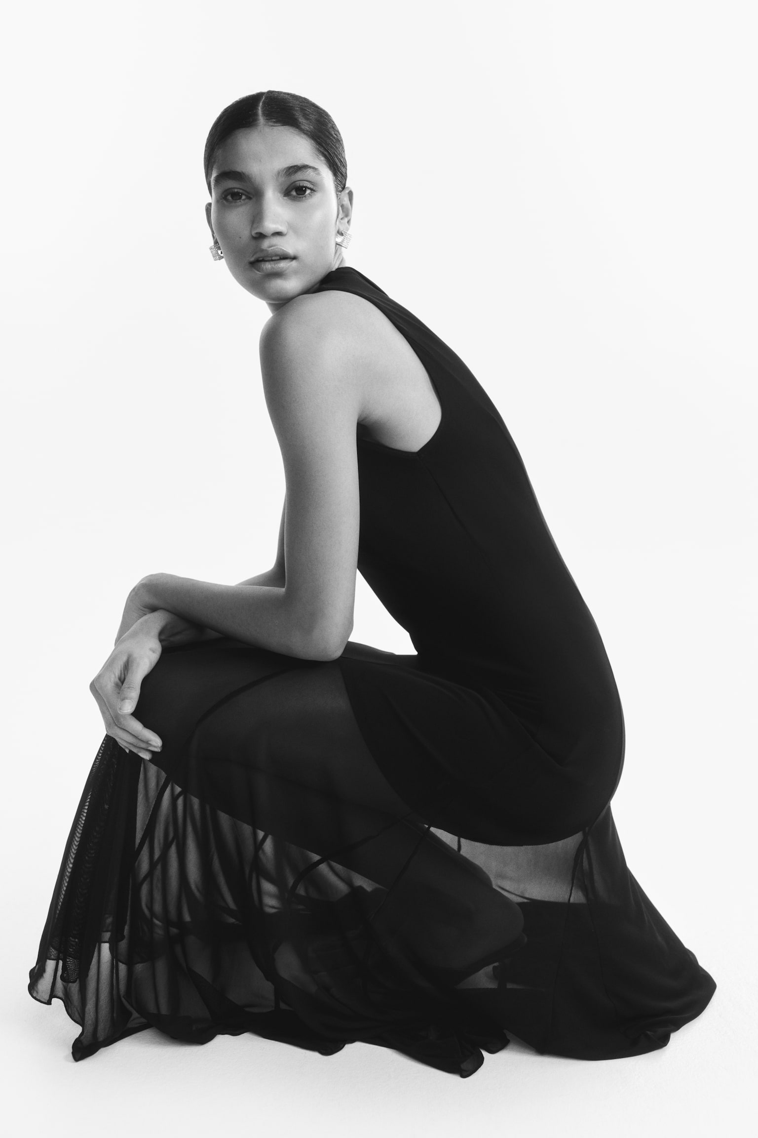 Flared Mesh Dress - Black - 3