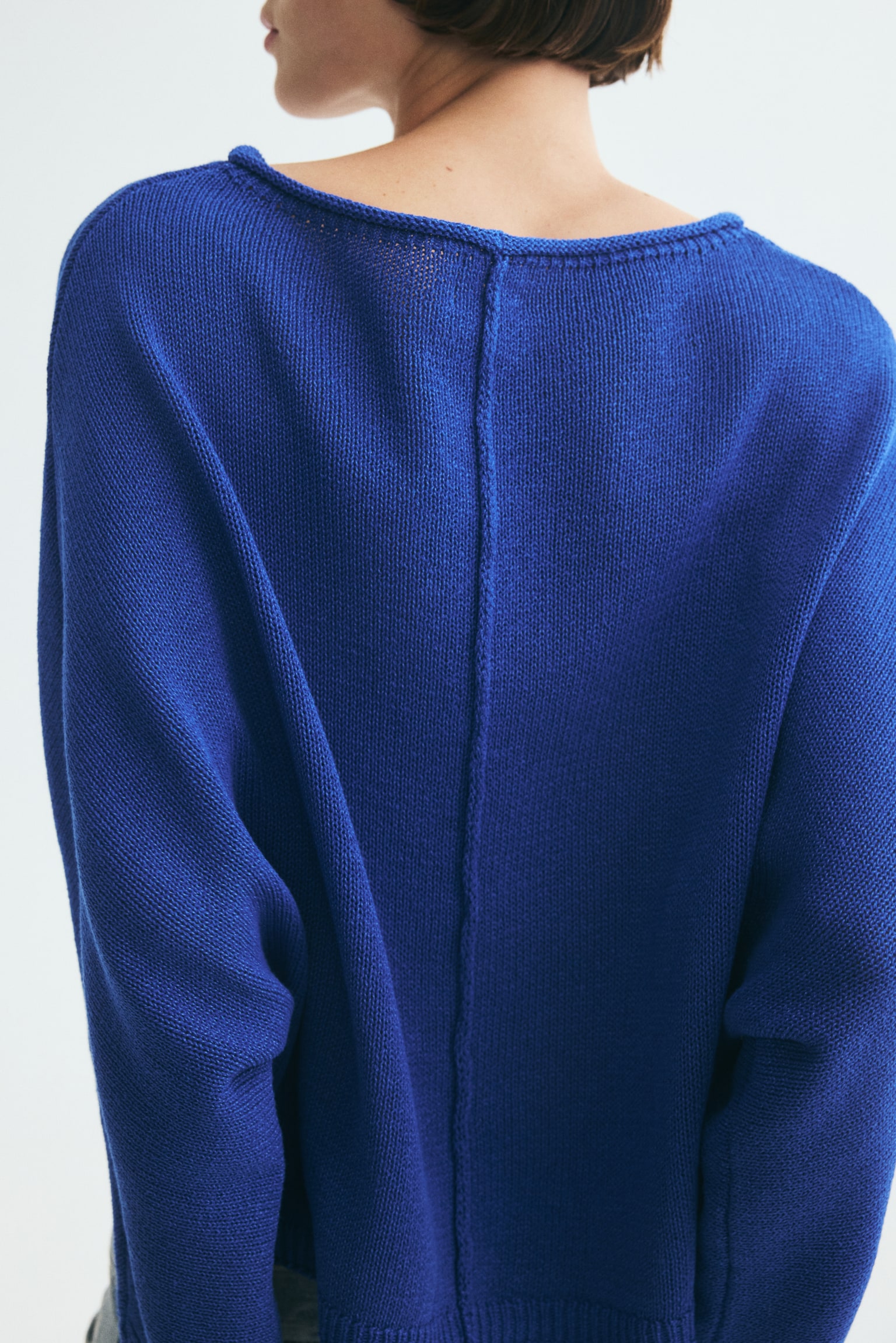 Женский свитер H&M Batwing-Sleeved, цвет: Яркий синий — фото 4