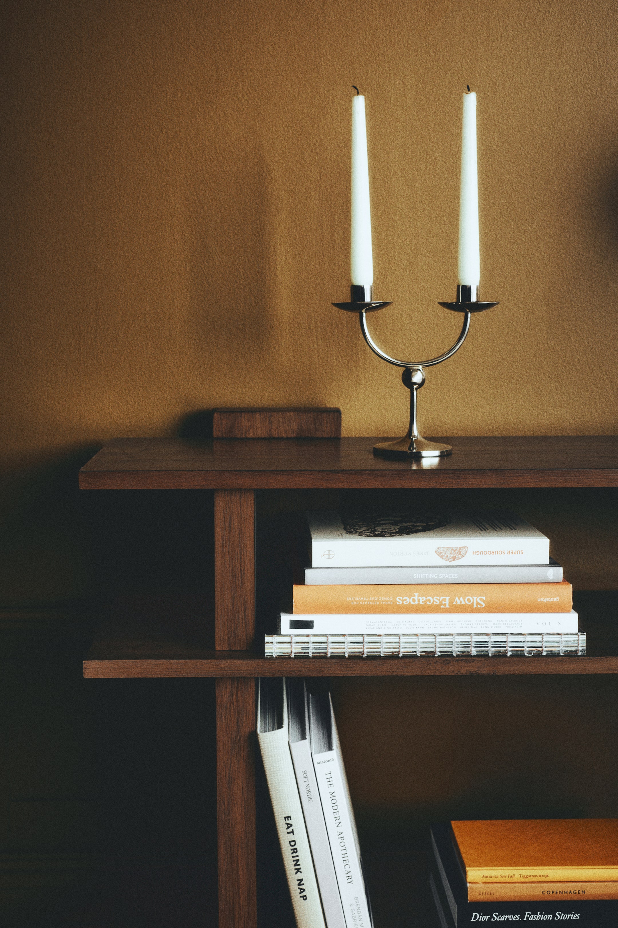 Agrandir l'image: Étagère à poser en bois - Marron - HOME | H&M BE 1