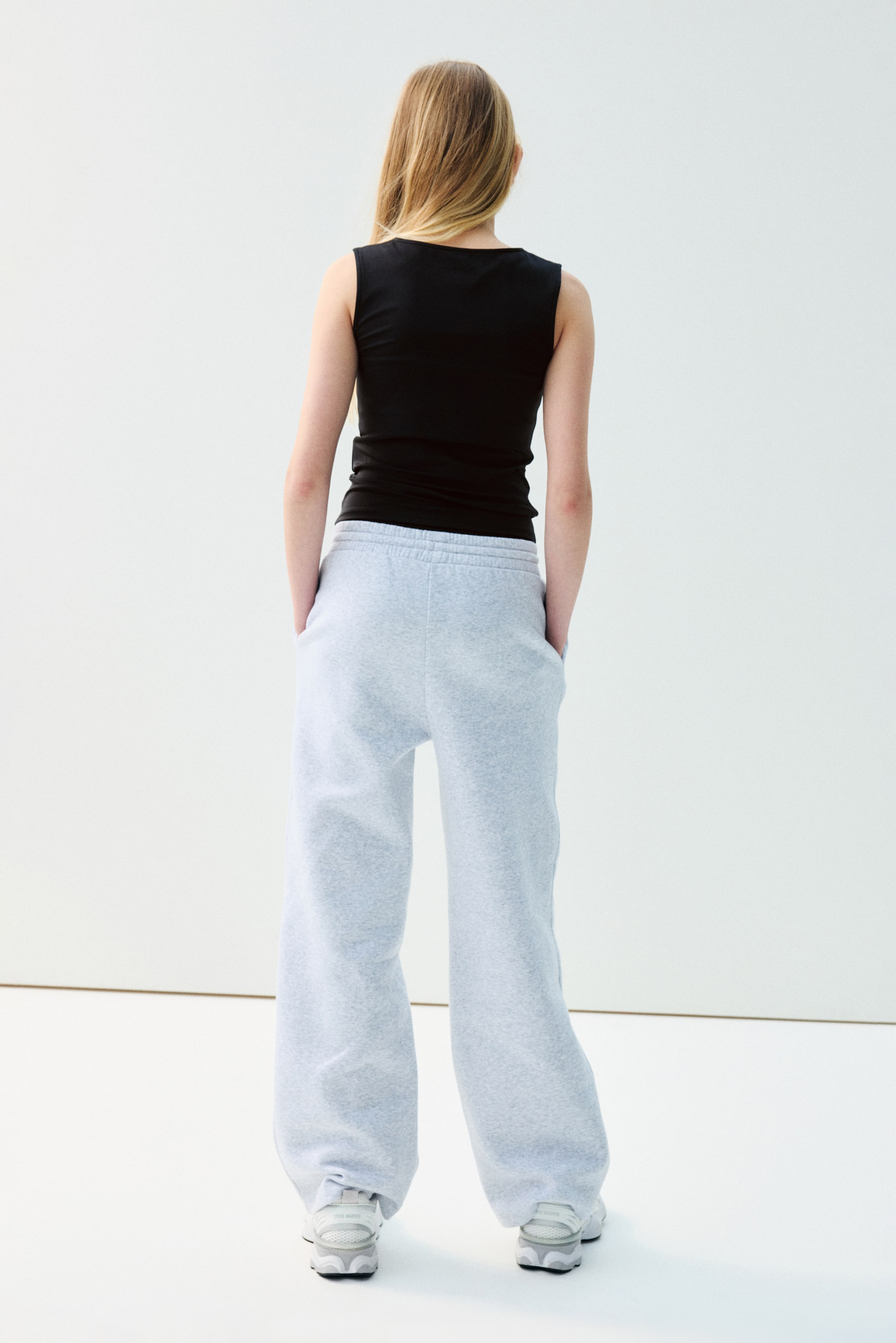 Sports Tank Top with DryMove™