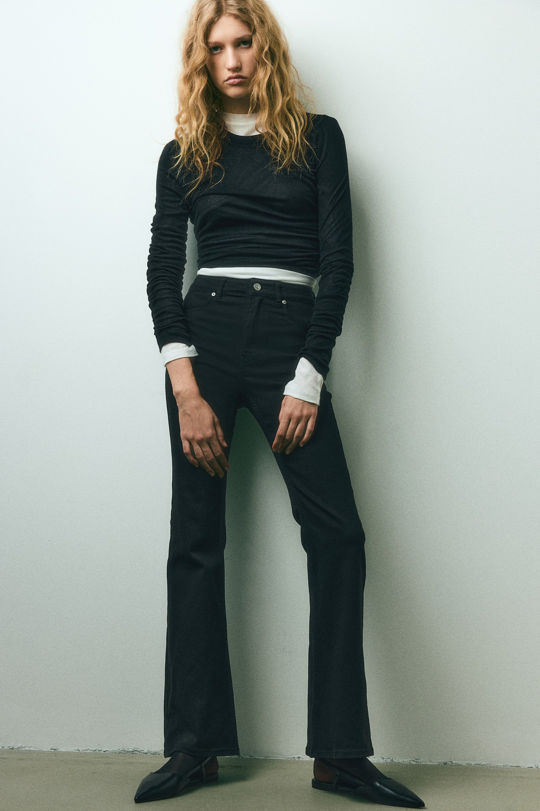 Flared twill trousers - Black - Ladies | H&M GB 1