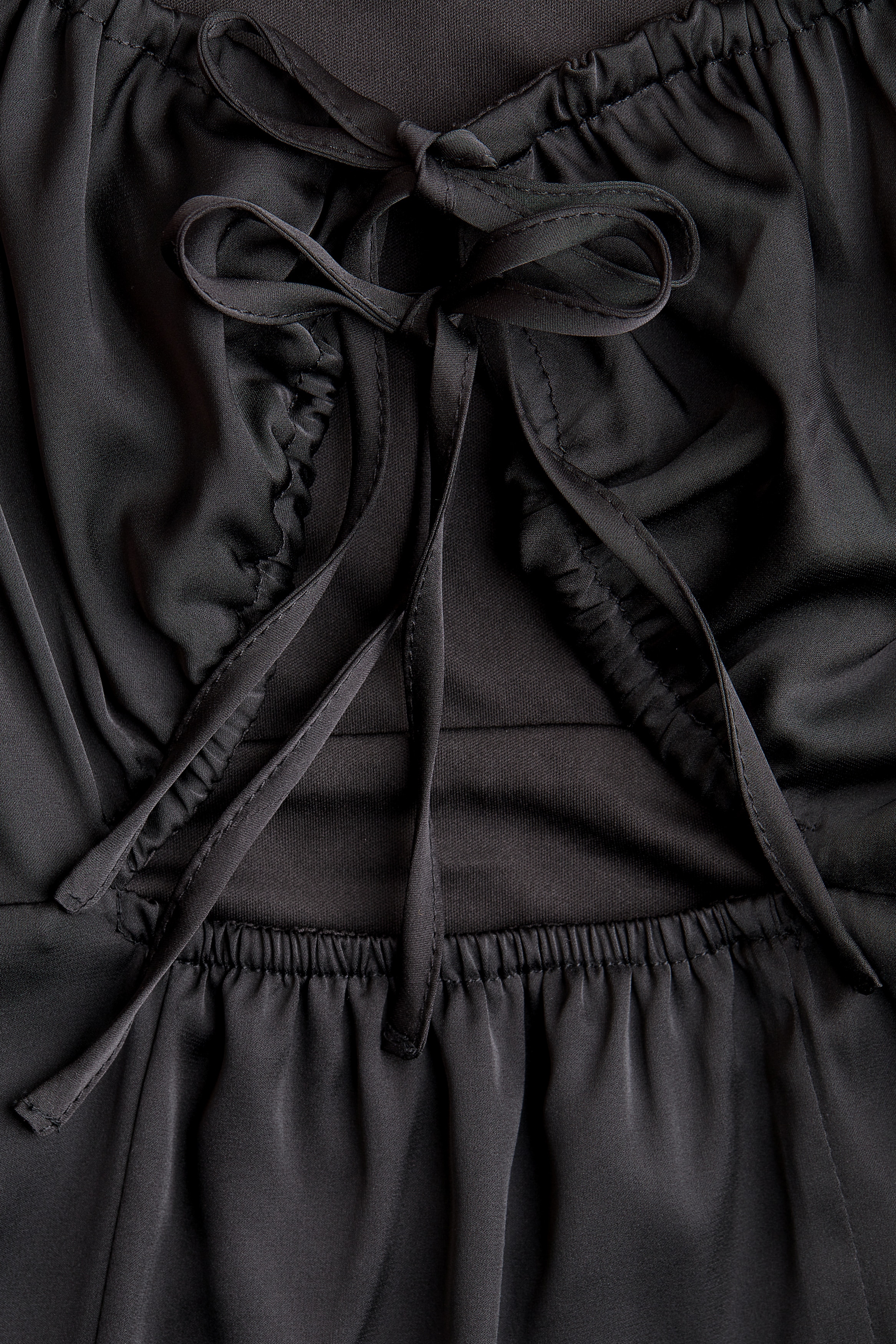 Puff-sleeved satin dress
