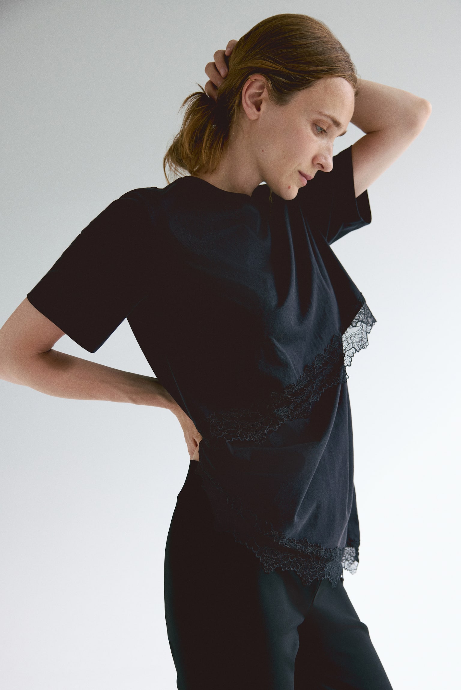 Женская футболка H&M Mama Lace-Trimmed Nursing, цвет: Чёрный — фото 4