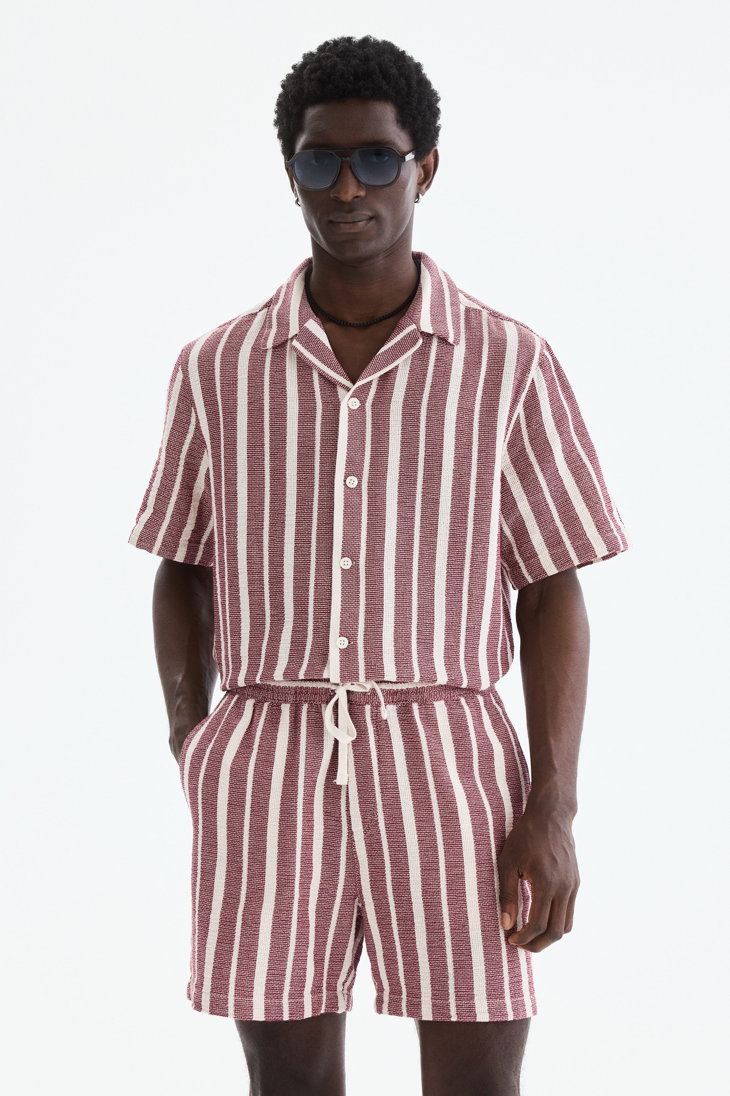 Regular-Fit Shorts - Red/striped/Brown/striped/Black/striped
