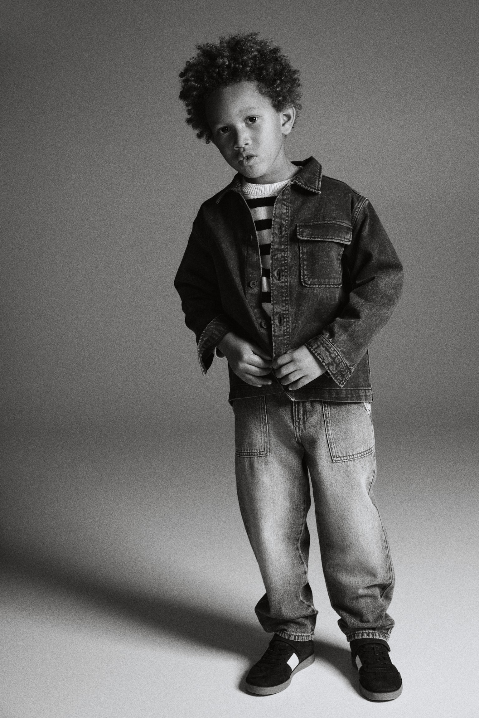 Loose Fit Tapered Leg Jeans - Niebieski denim - 4