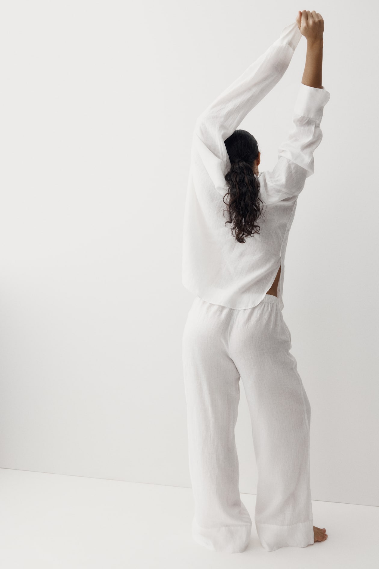 Wide-Leg Linen Pants - image 4
