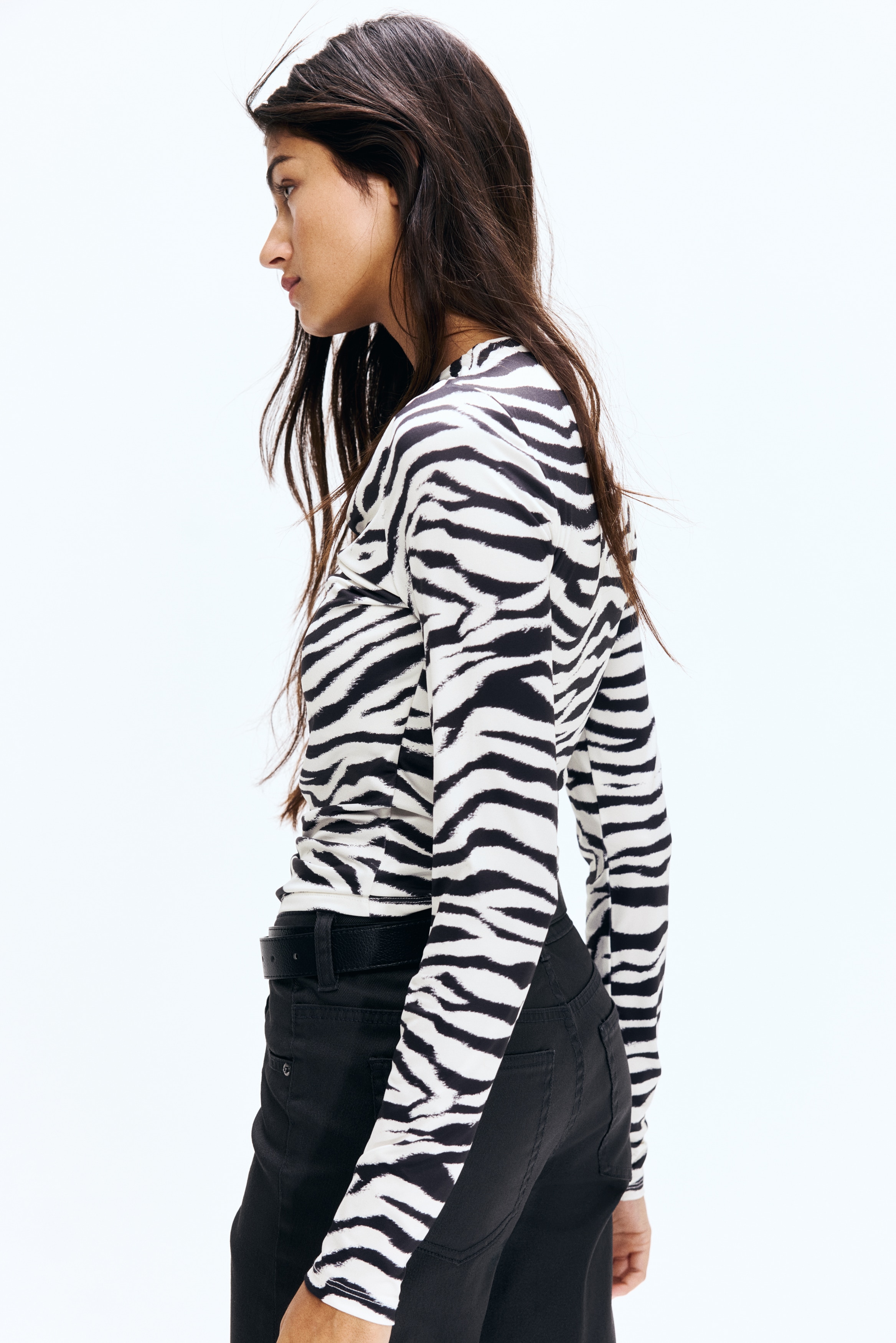 ドレープトップス - ホワイト／ゼブラプリント - レディース | H&M JP