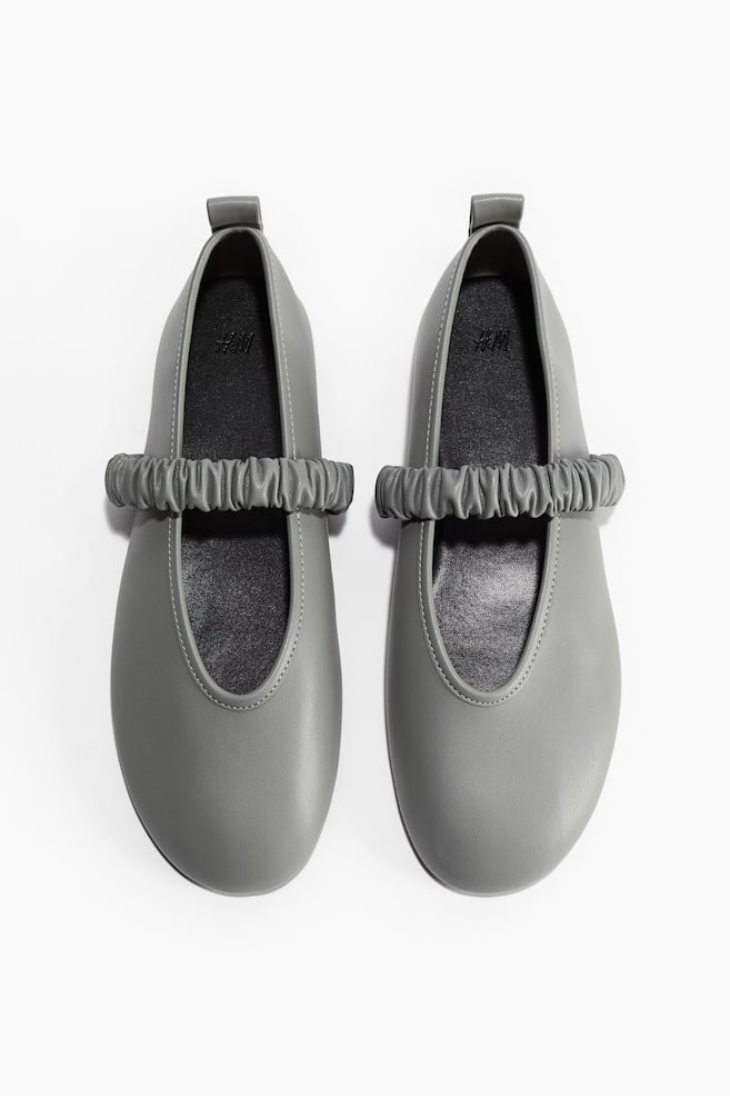 Ballerinas mit Scrunchie-Riemen - Grau - 1