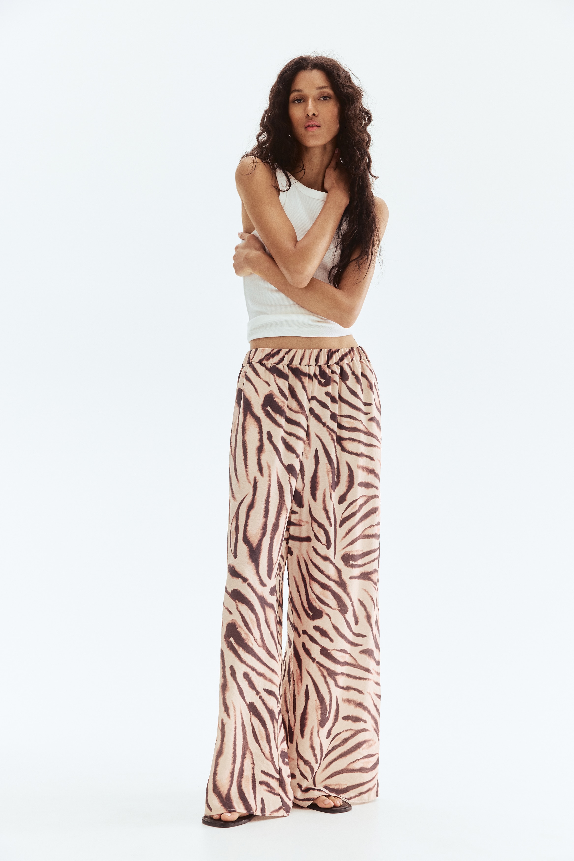 Geniş Pantolon - Açık bej/Zebra desenli/Bordo/Şal desenli/Bej/Leopar desenli