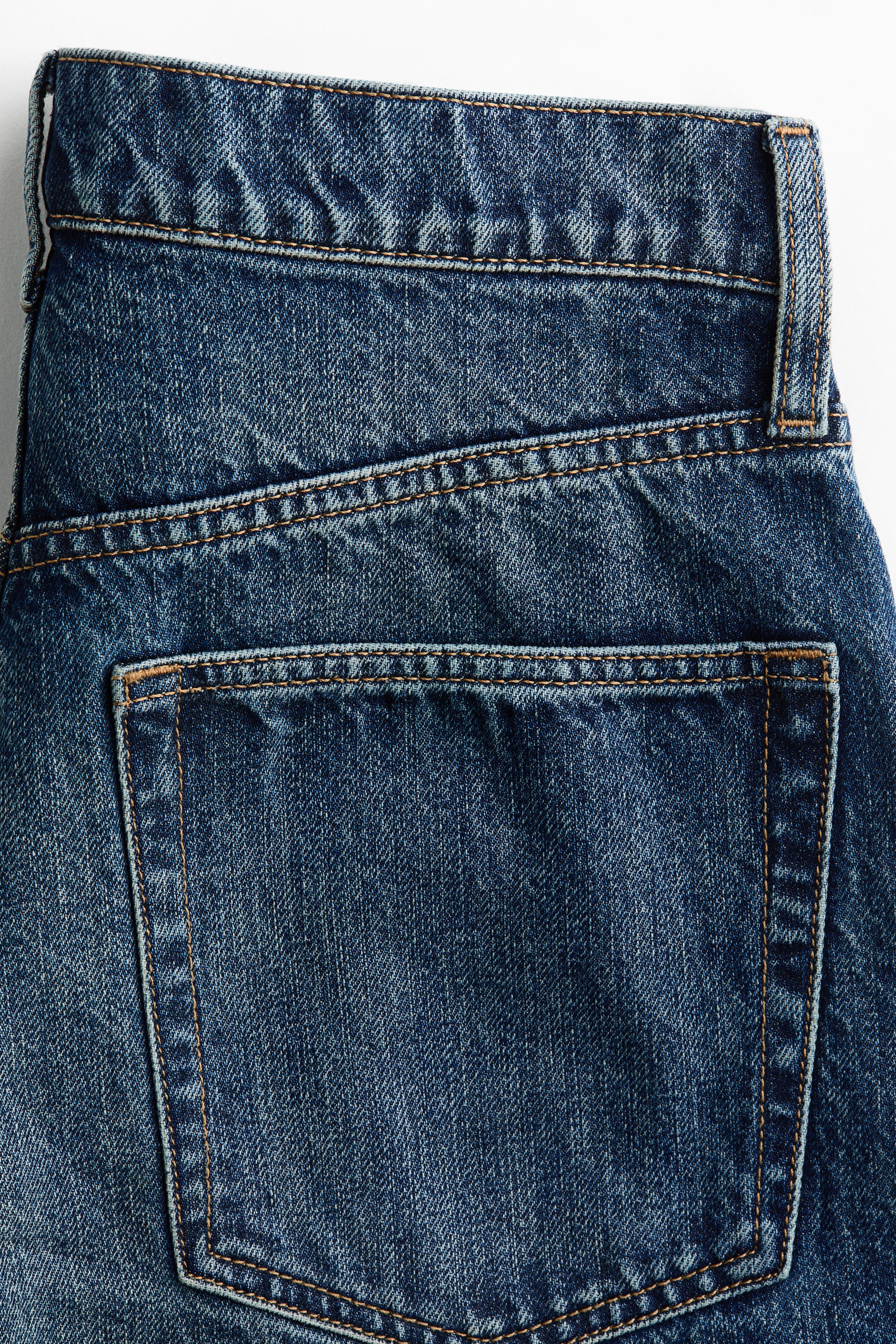 Jean taille classique jambes tonneau