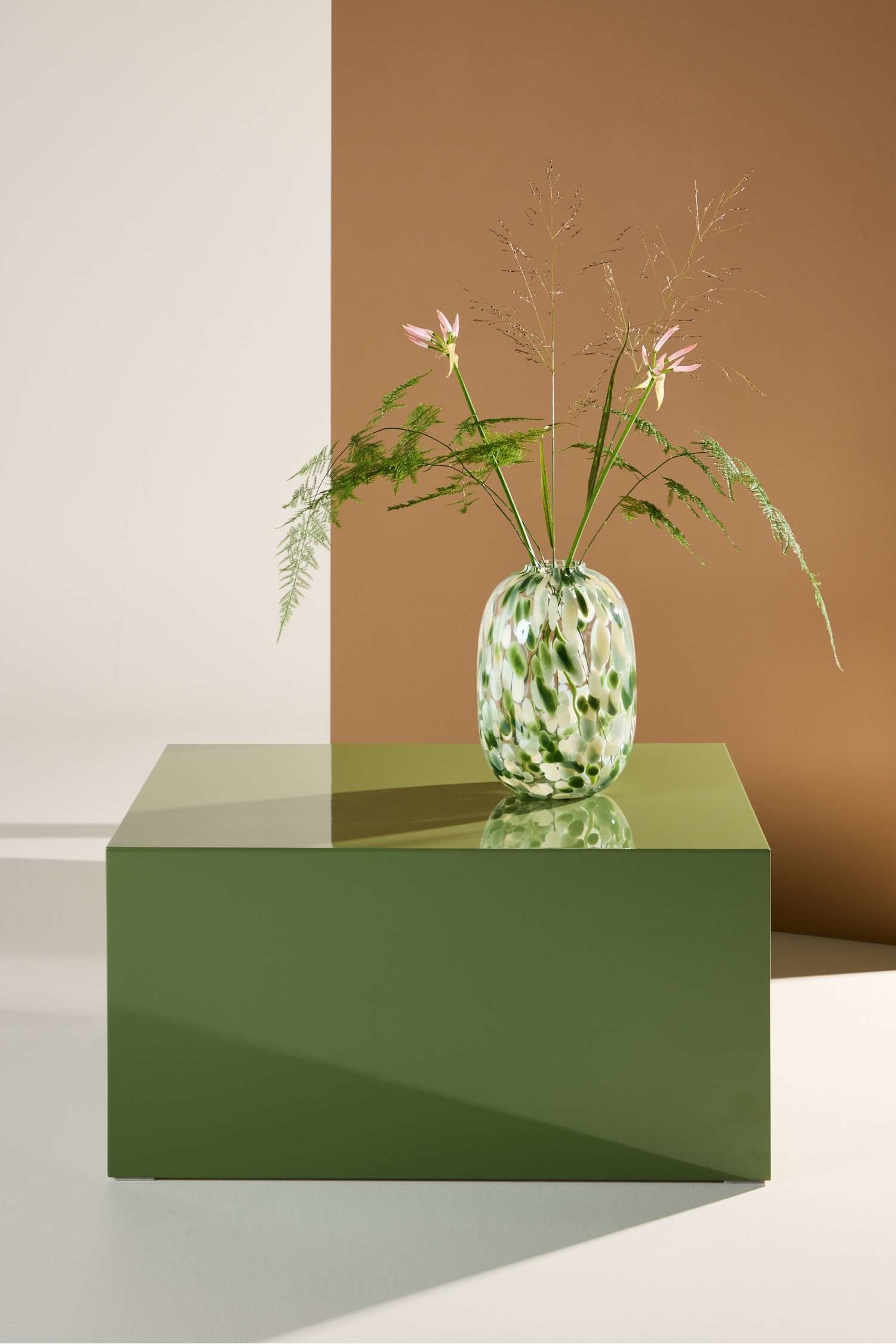 York Sofa Table - Mdf, Dark Green/Mdf, Light Yellow