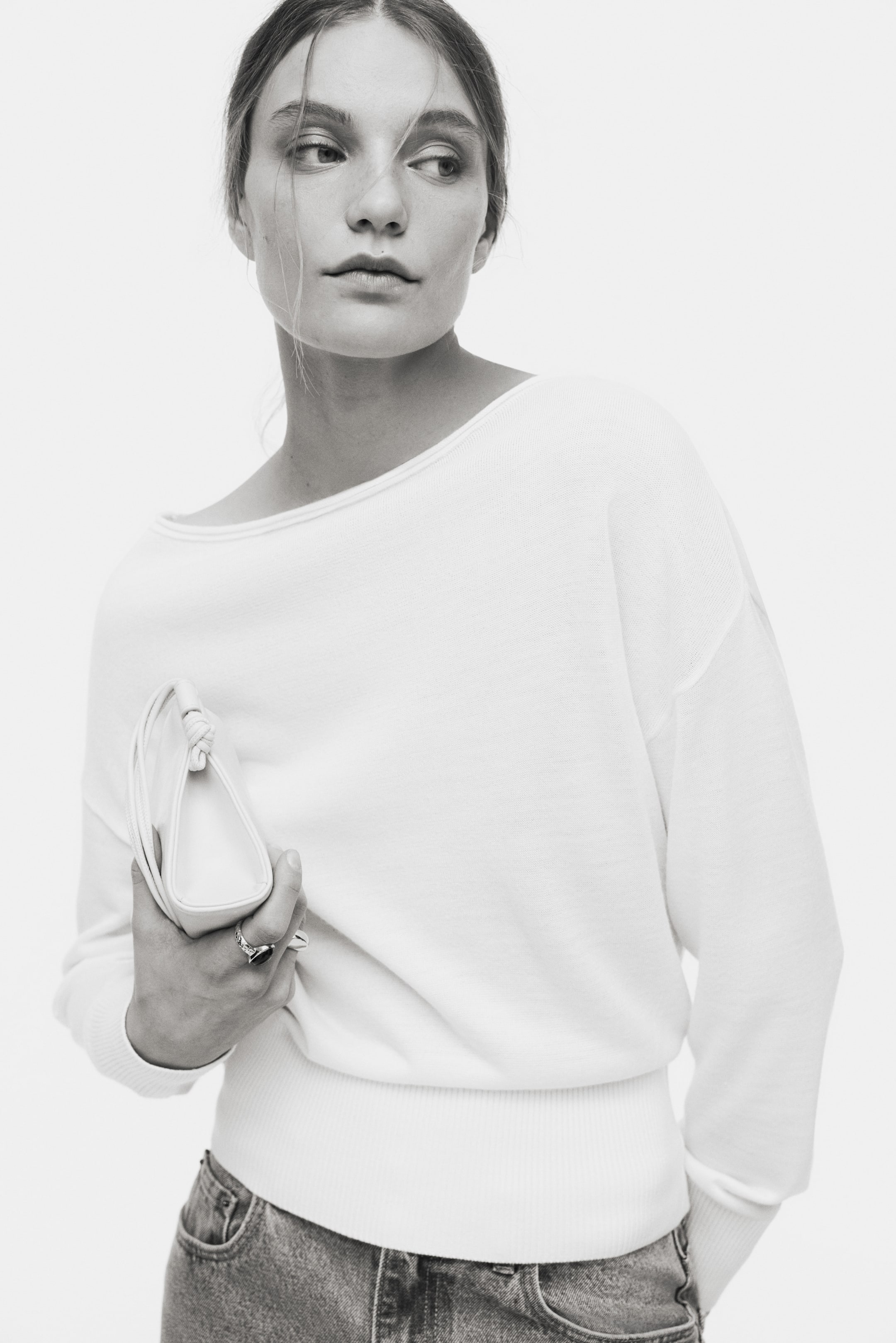 Προβολή μεγαλύτερης εικόνας: Μπλούζα με λεπτή πλέξη και έναν ώμο - Κρεμ - Ladies | H&M GR 1