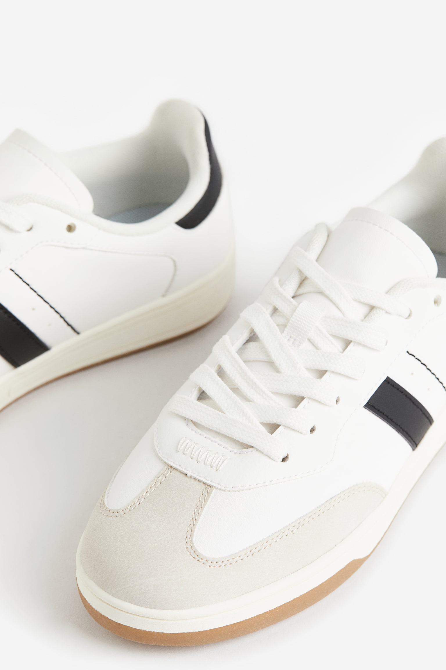 Trainers - White/Block-coloured/Black/White/Block-coloured/Beige/Beige/Block-coloured - 3