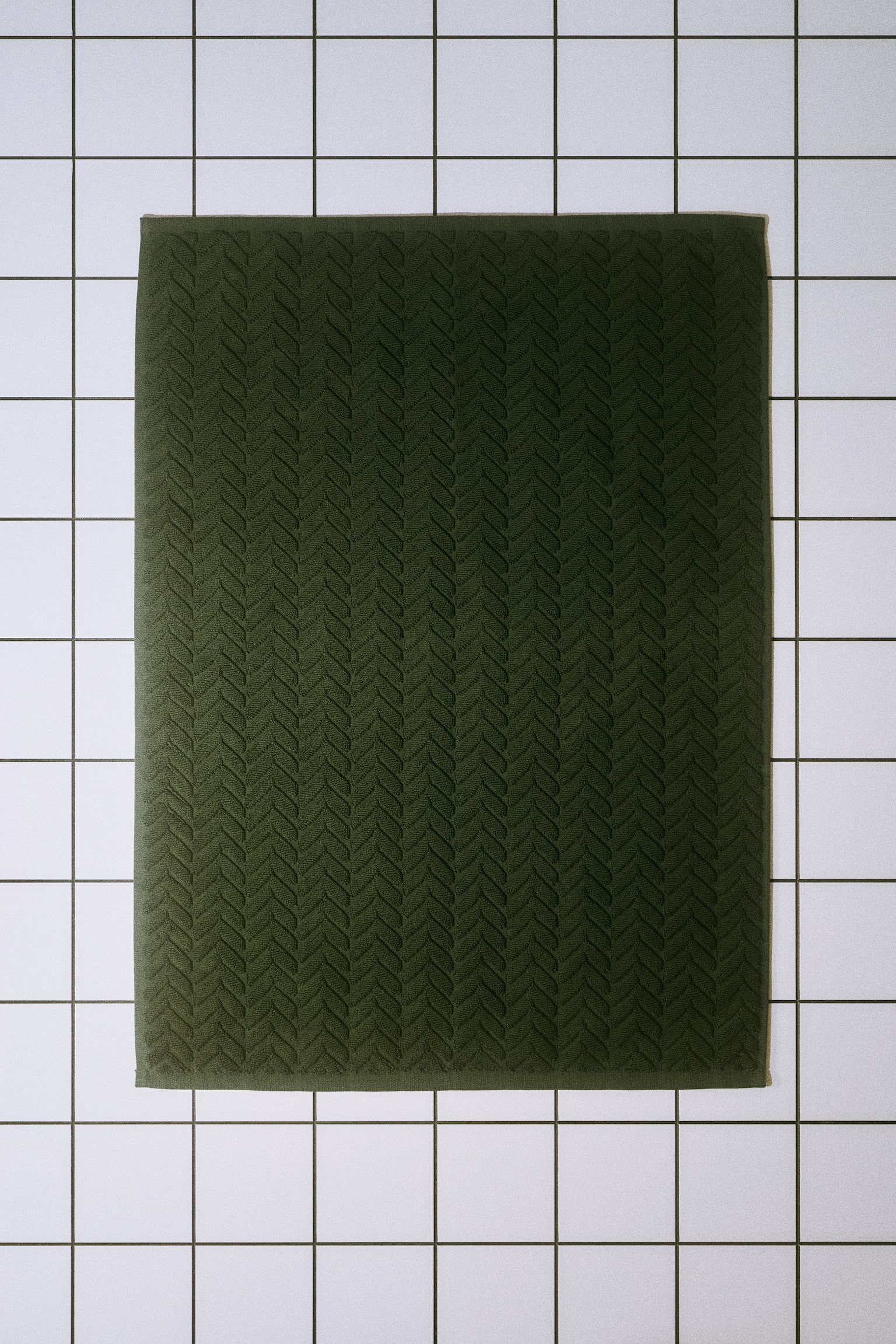 Textured bath mat - 1