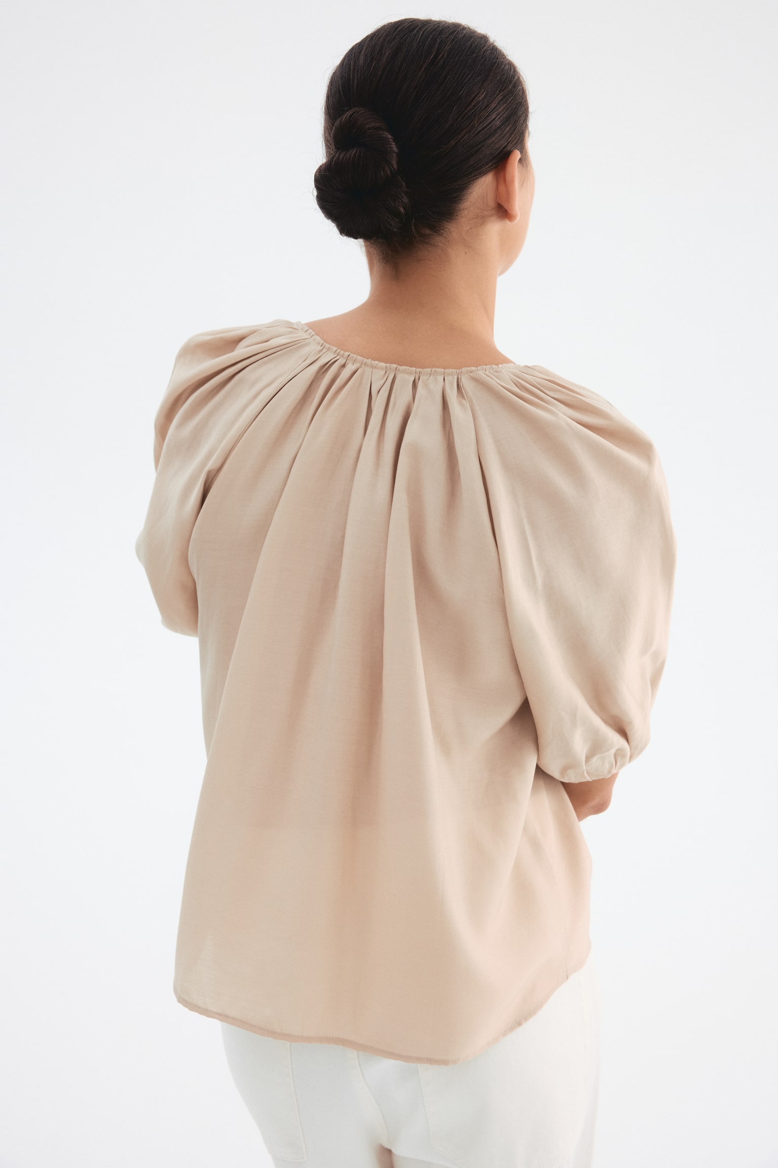 Balloon-sleeved blouse - Beige/Light beige/Zebra print/Dark khaki green/Pink/Patterned - 5