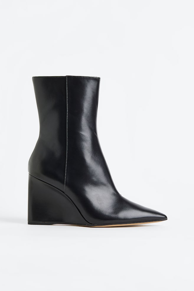Wedge-heeled boots - Black - 2