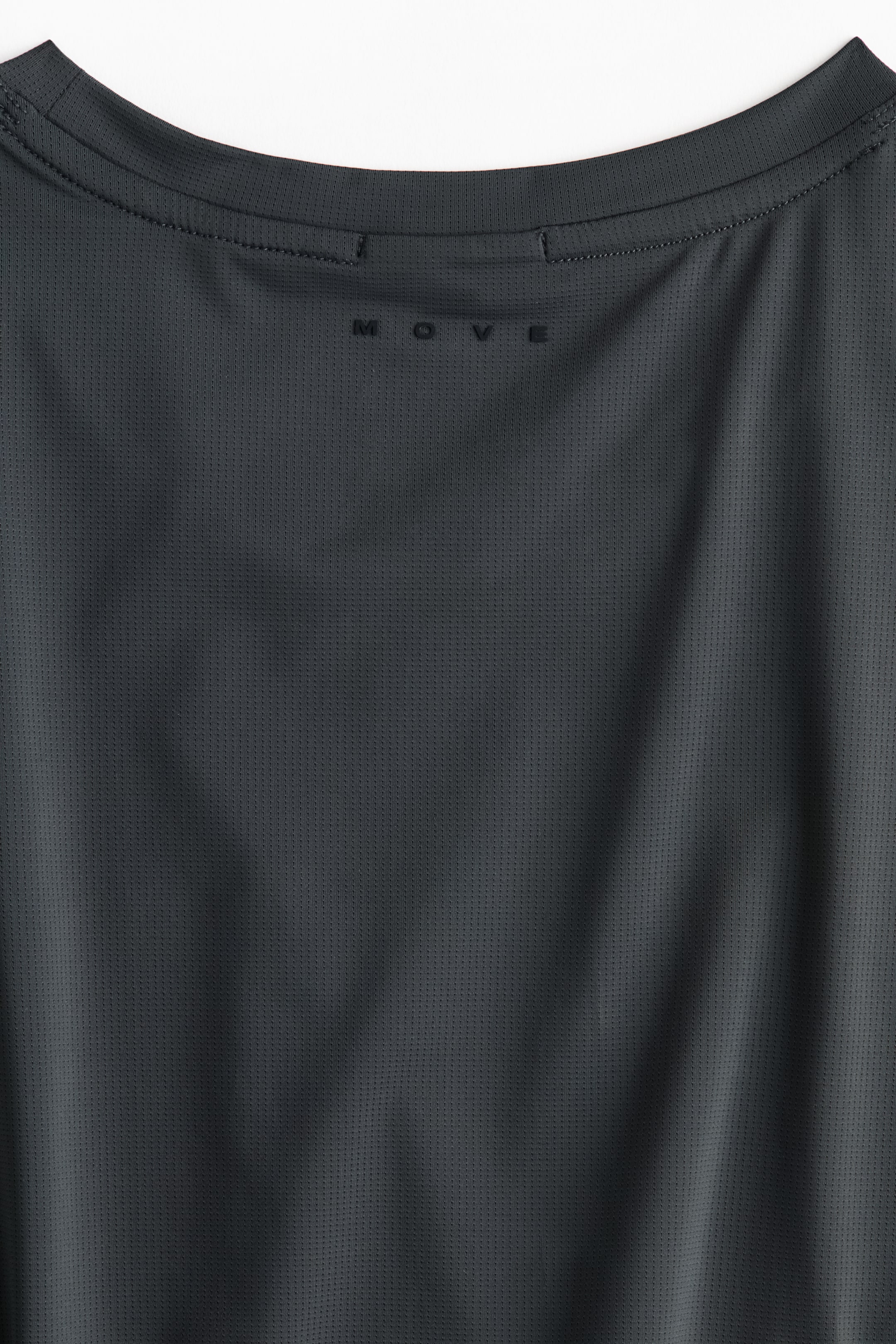 Muscle Fit Sports Tank Top with CoolMove™