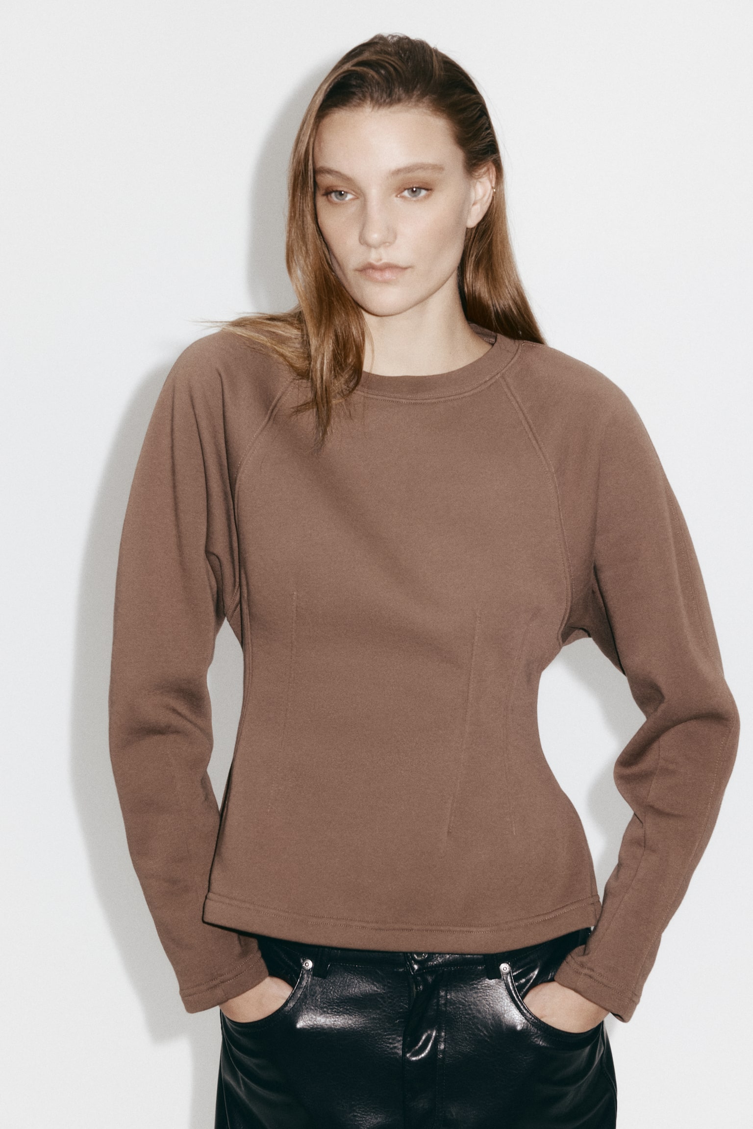 Waisted sweatshirt - Dark mole/Beige/Cream - 1