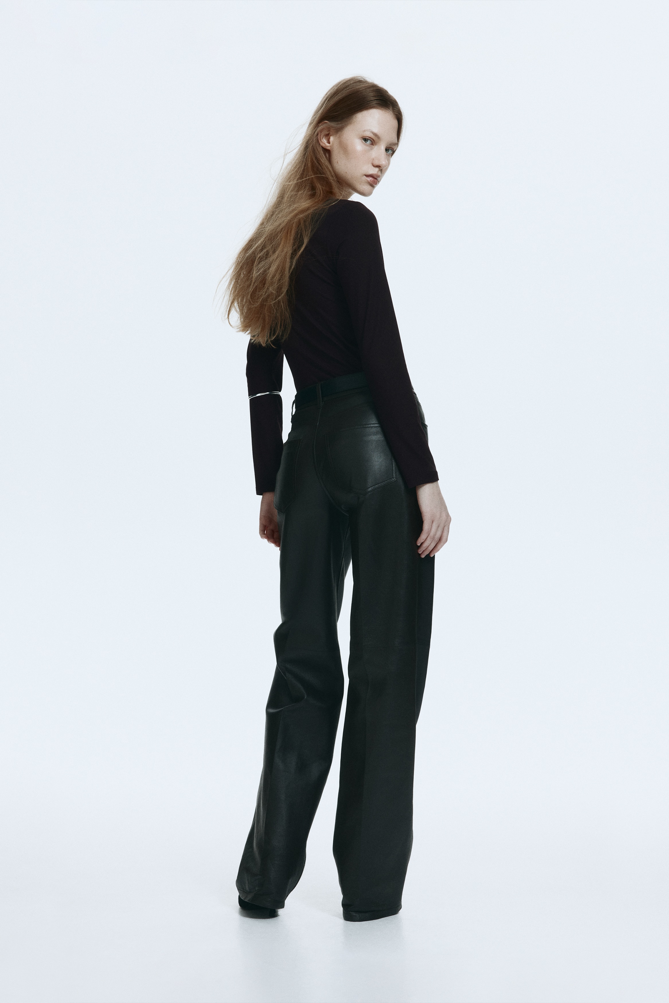 Long-sleeved jersey top