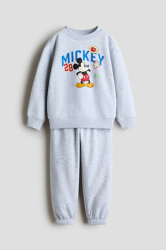 Детские топы H&M 2-Piece Printed Sweatshirt and Joggers Set