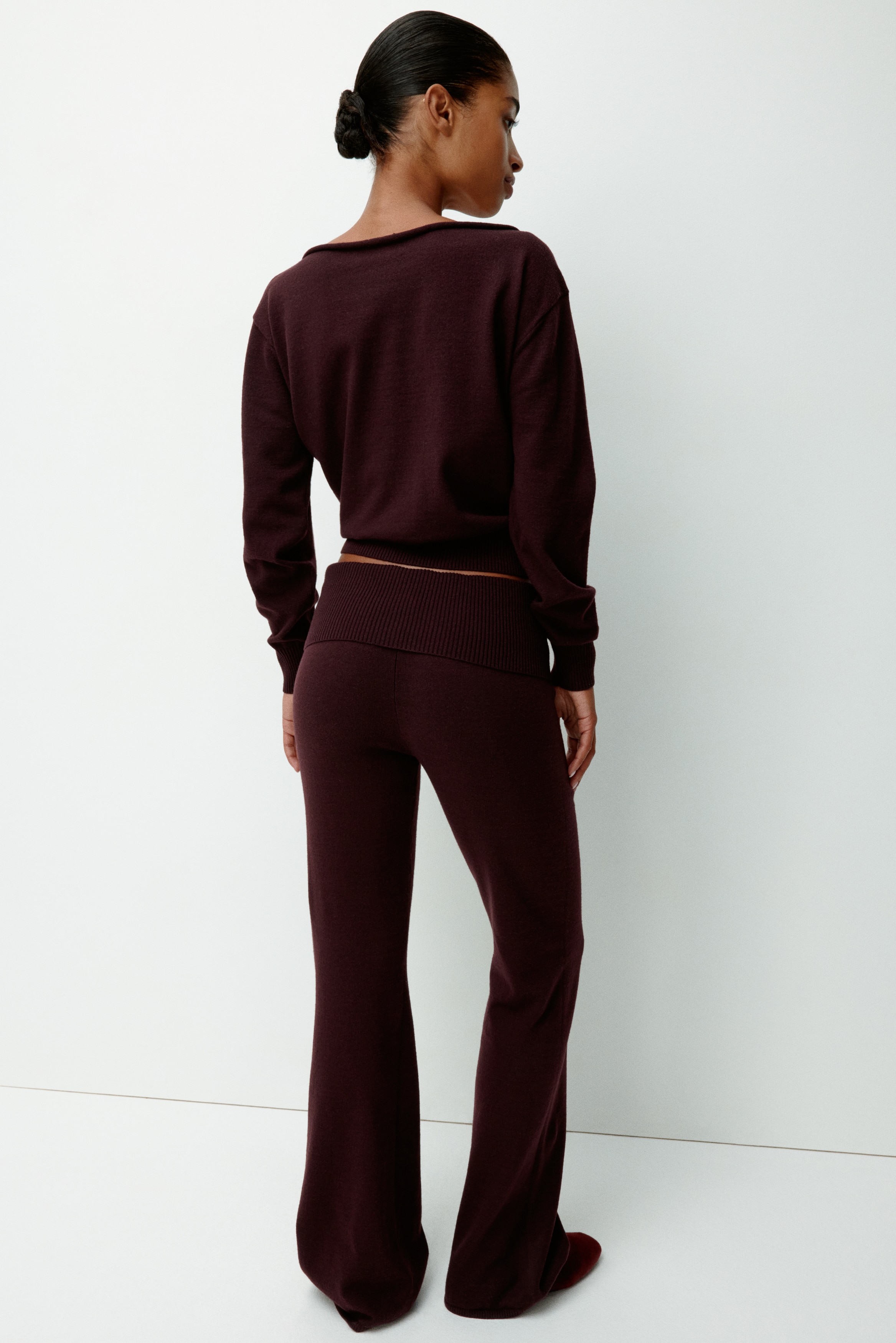Knitted yoga pants
