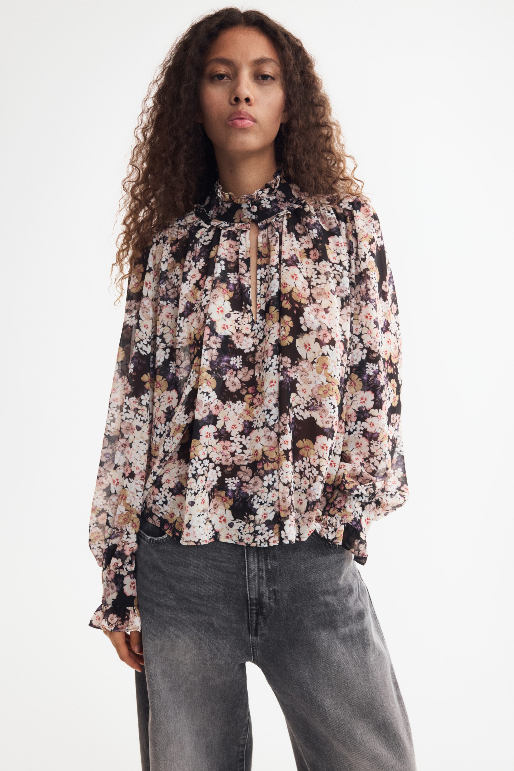 Blouse en mousseline avec manches bouffantes