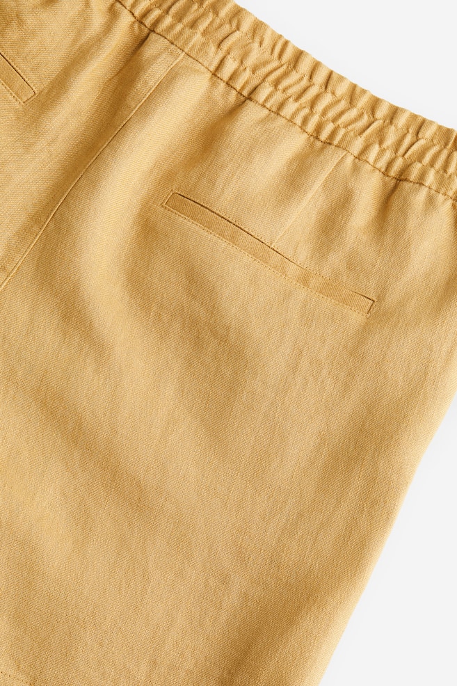 Shorts in lino Regular Fit - Giallo scuro/Nero/Beige chiaro/bianco righe/Bianco/Beige chiaro - 6