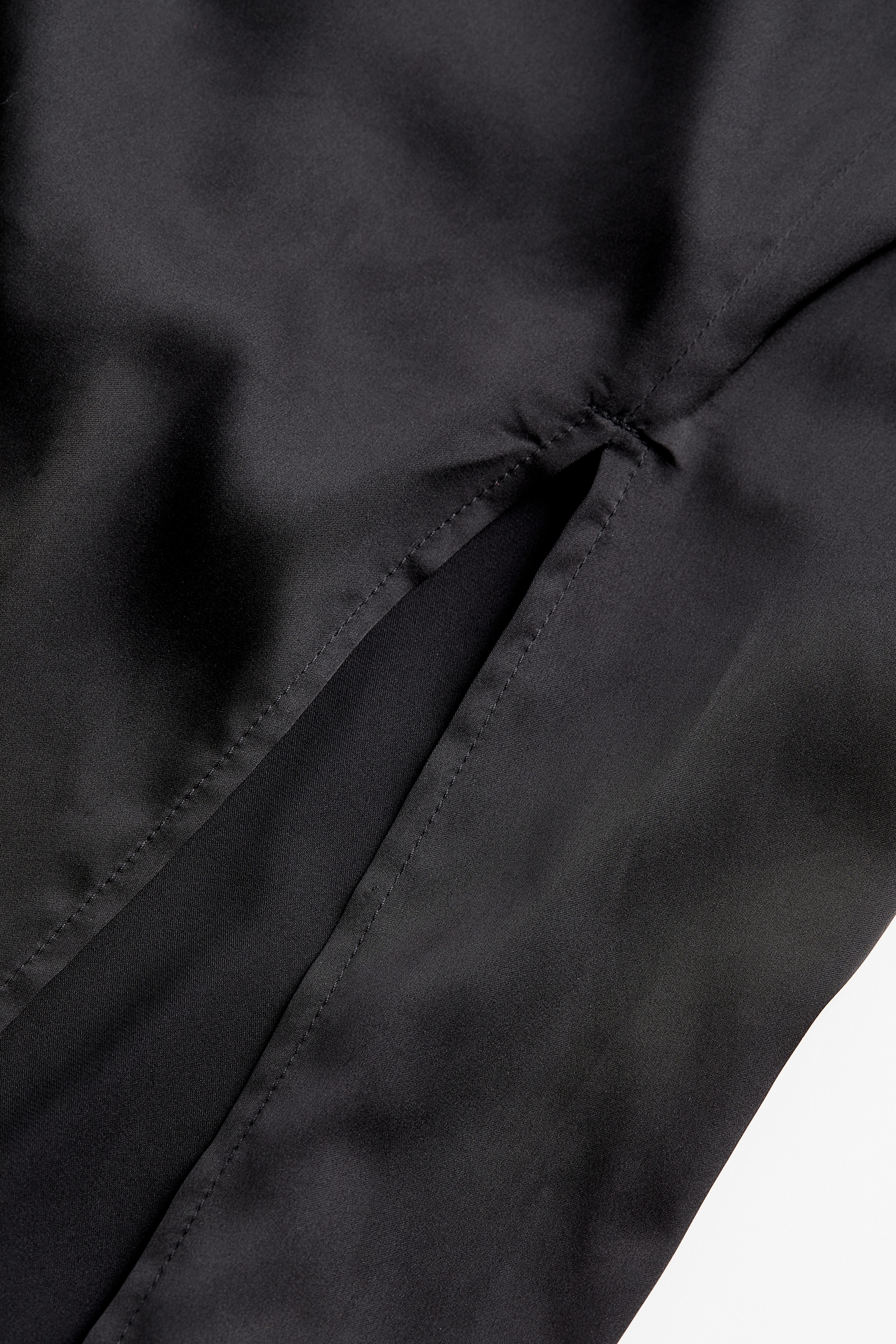 Puff-sleeved satin dress