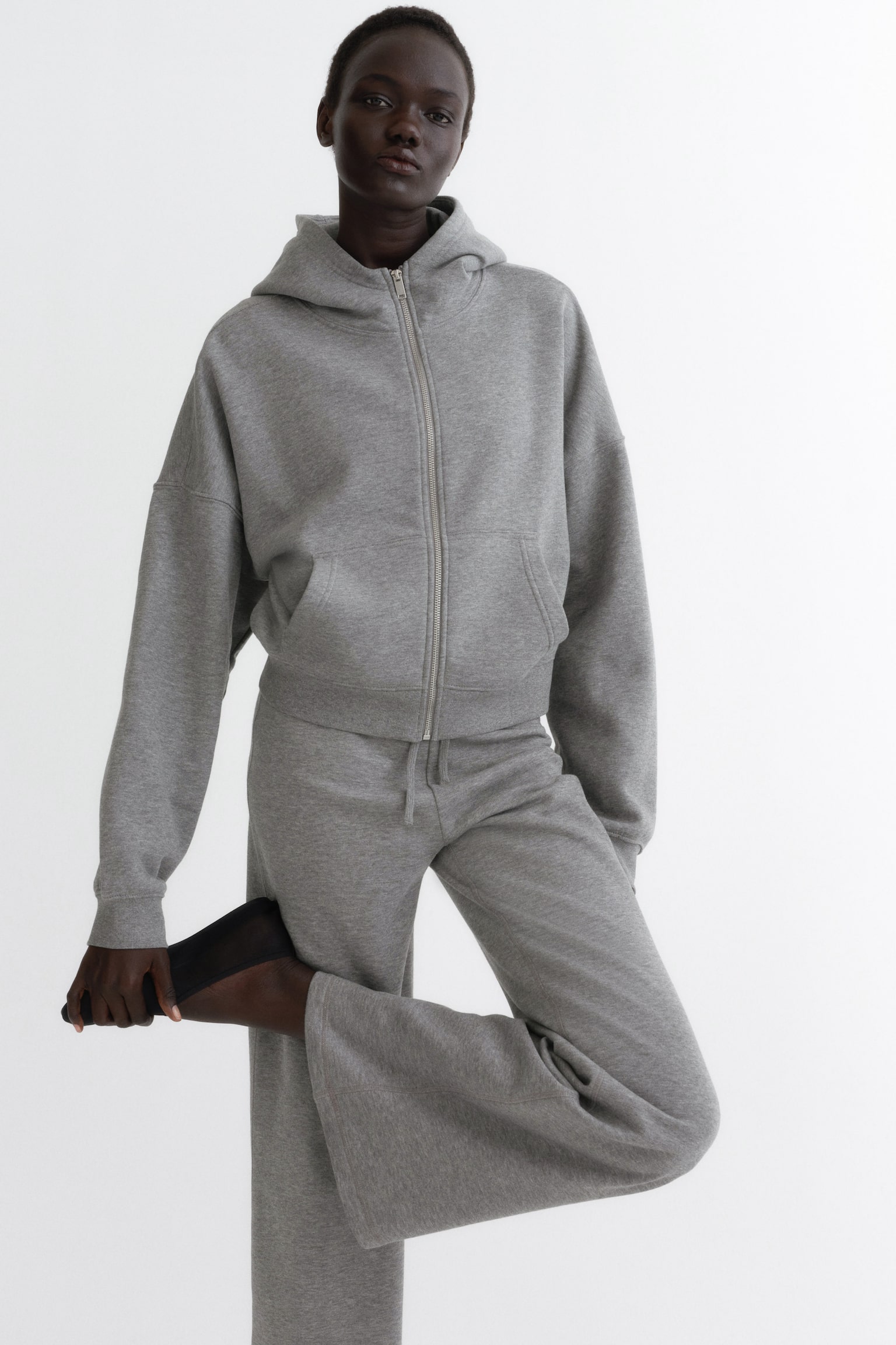 Flared sweatpants - Grey marl/Black/Brown/Light peach pink/Dark purple - 4