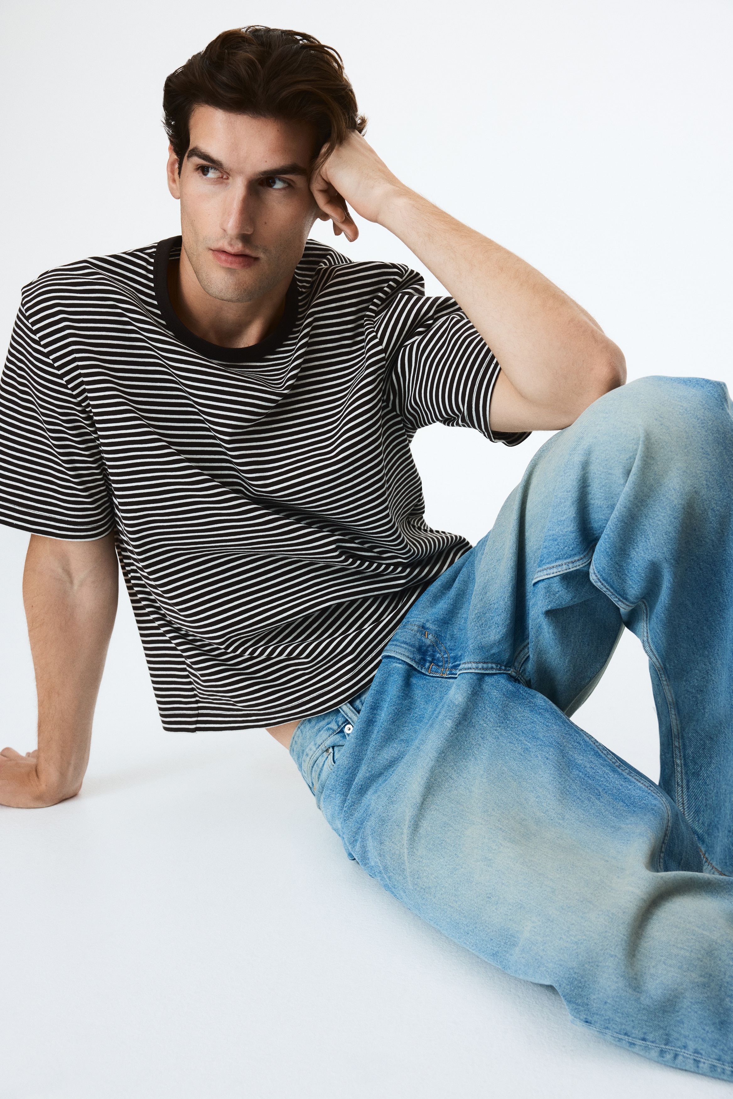 Barrel Loose Jeans