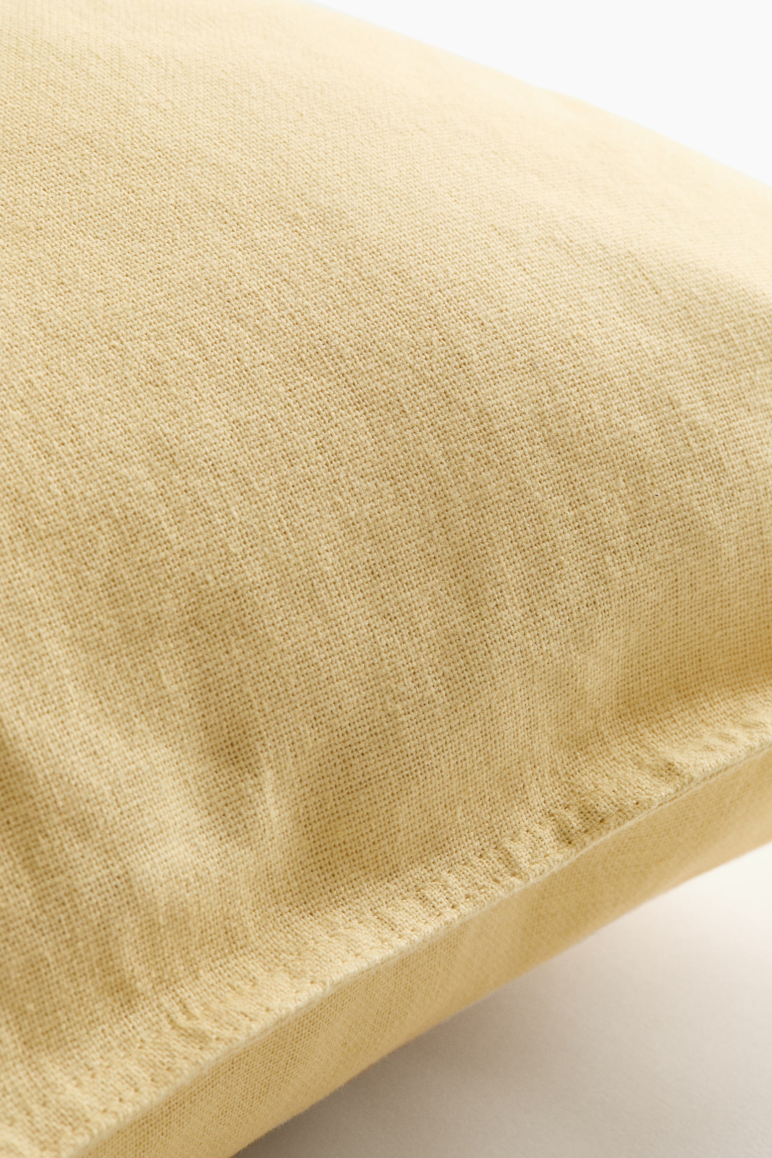 Linen-blend cushion cover - Light yellow/Mole/Dark khaki green/Mole/Camel/Light dusty pink/Light beige/Khaki green/Dark grey/White/Light dusty blue/Deep pink/Dusty grey - 3